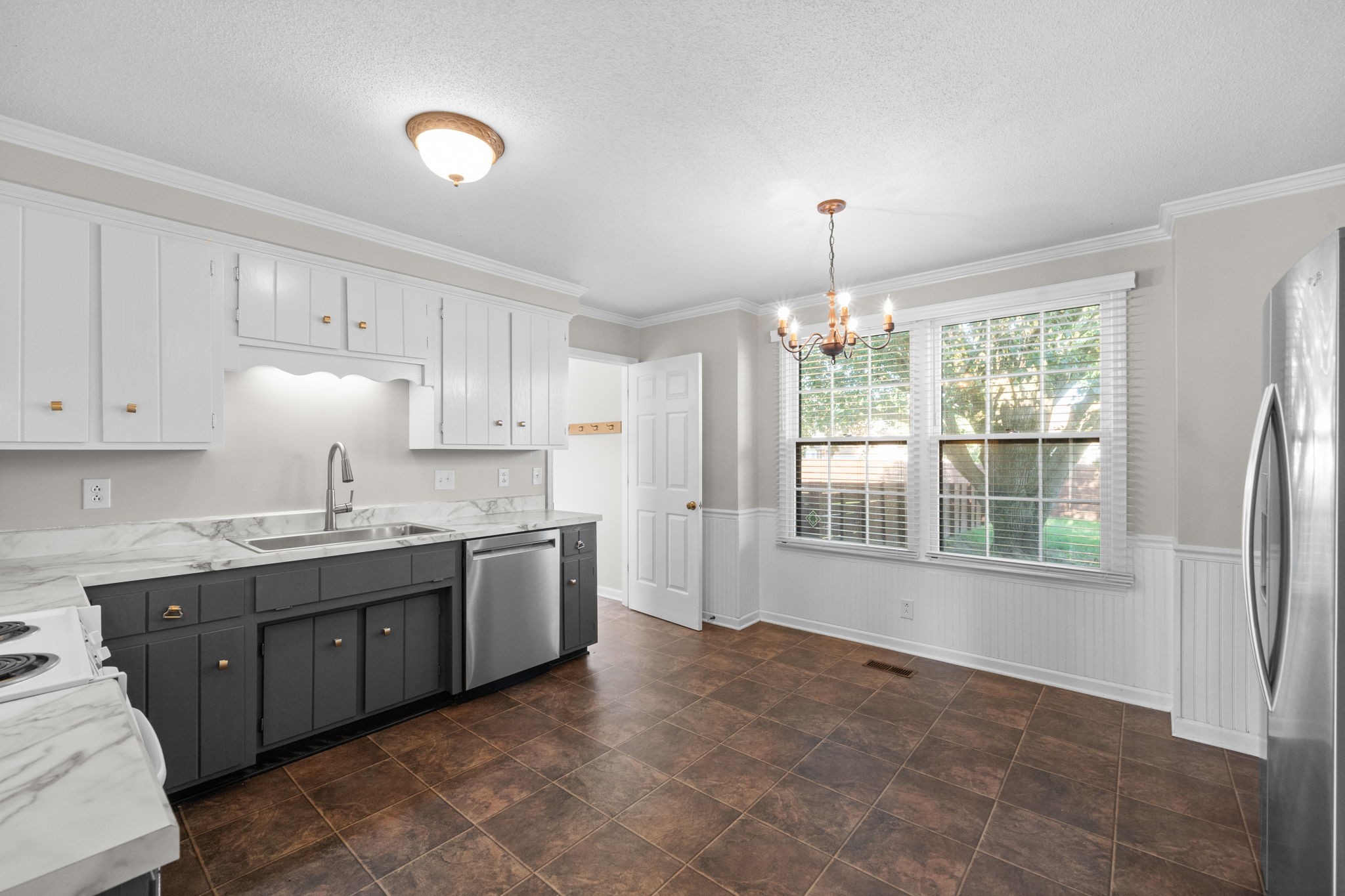522 Windsor Dr