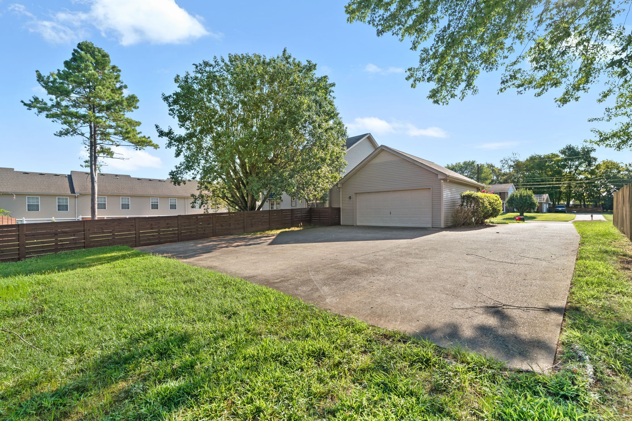 522 Windsor Dr