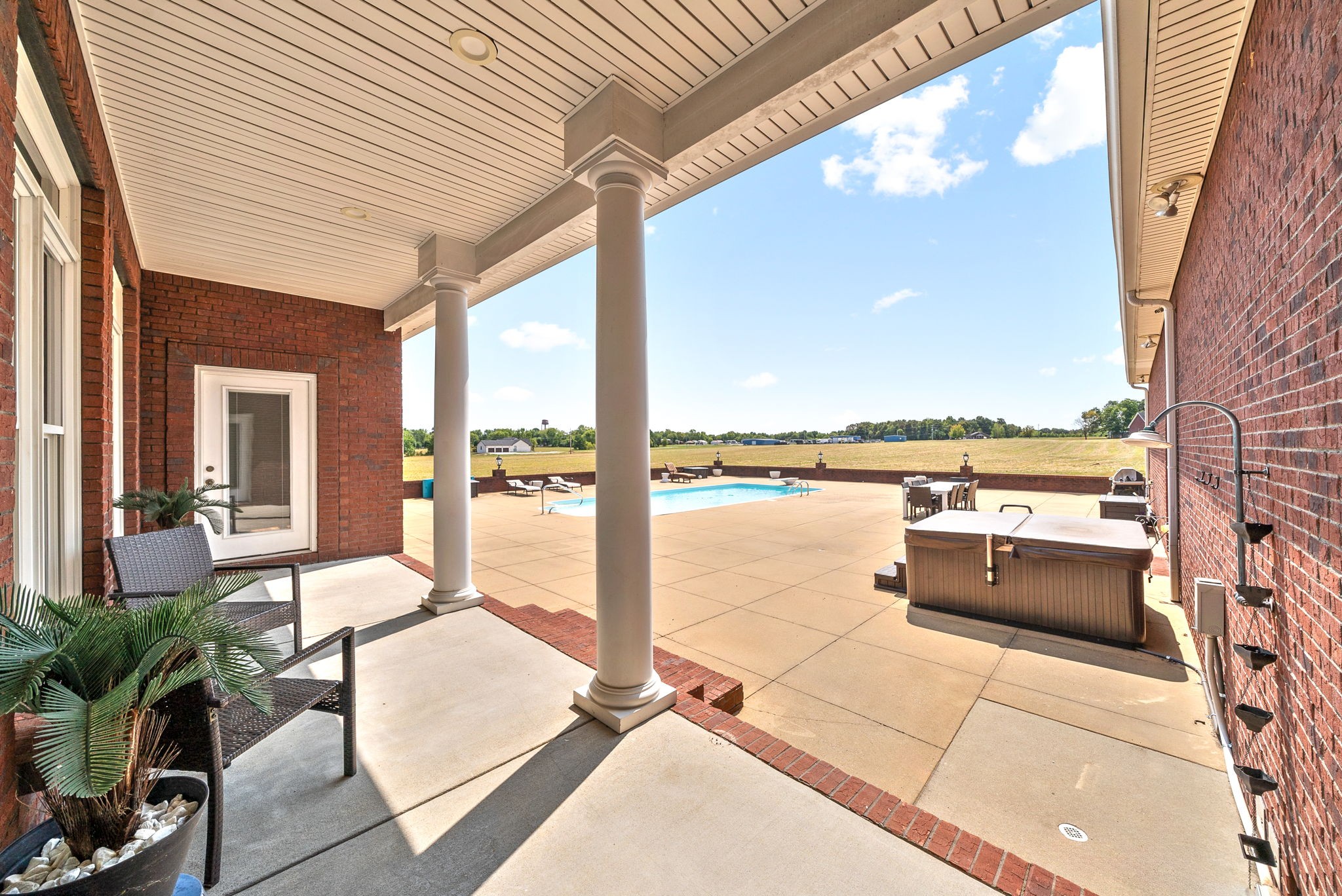 2170 Dover Rd