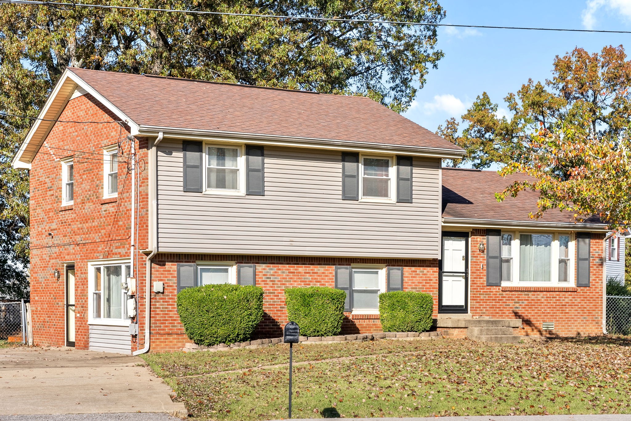 112 Darlene Dr