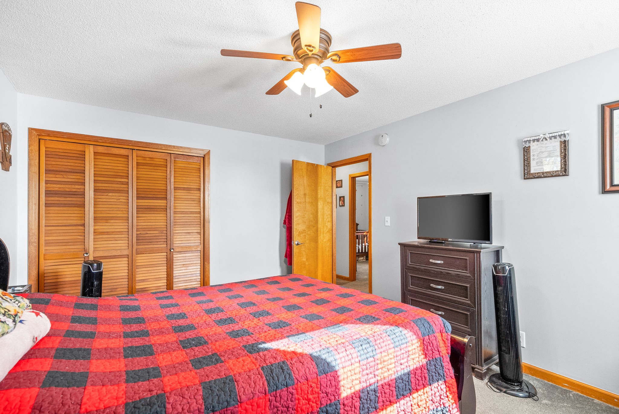 112 Darlene Dr
