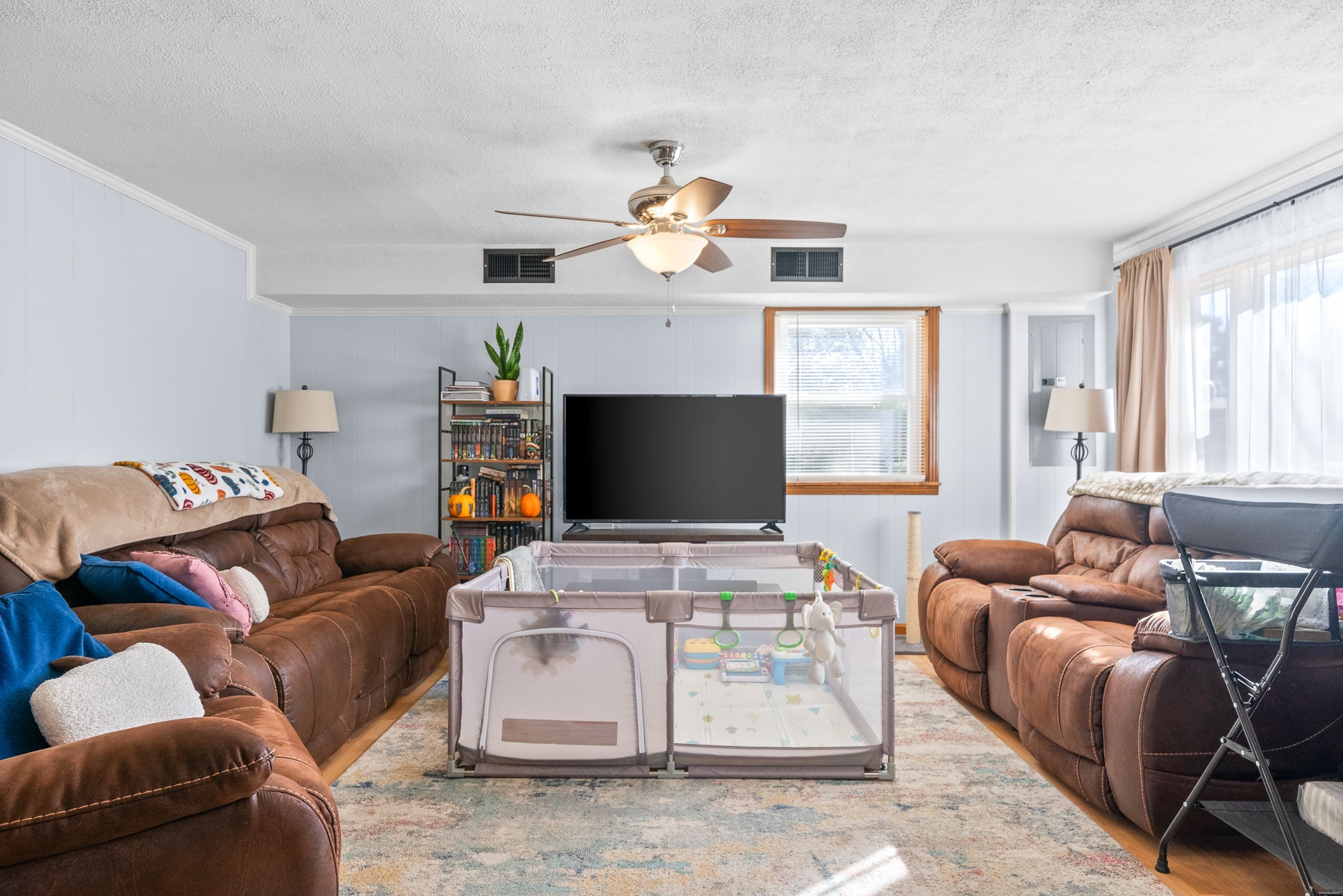112 Darlene Dr