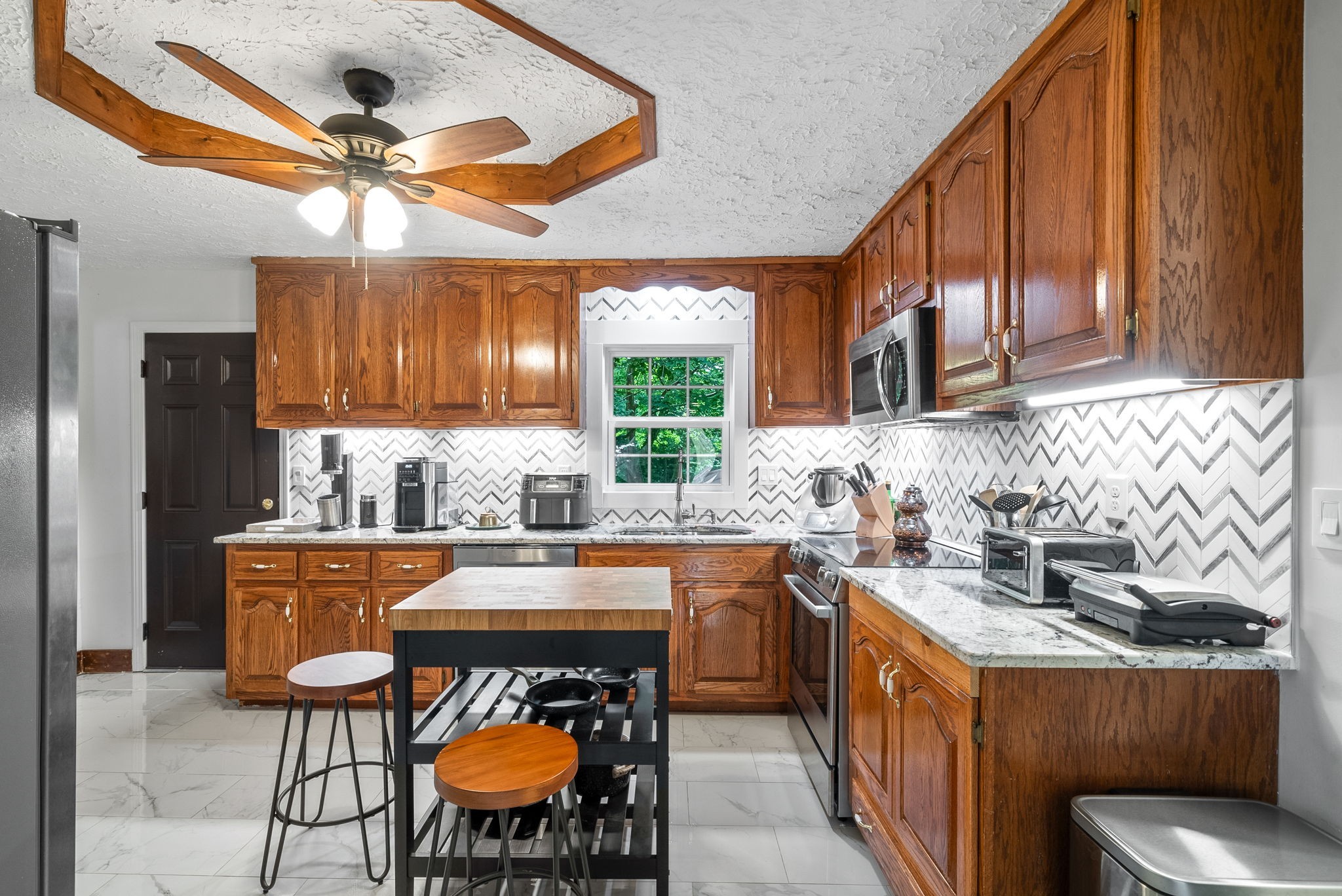 2451 Whitfield Rd