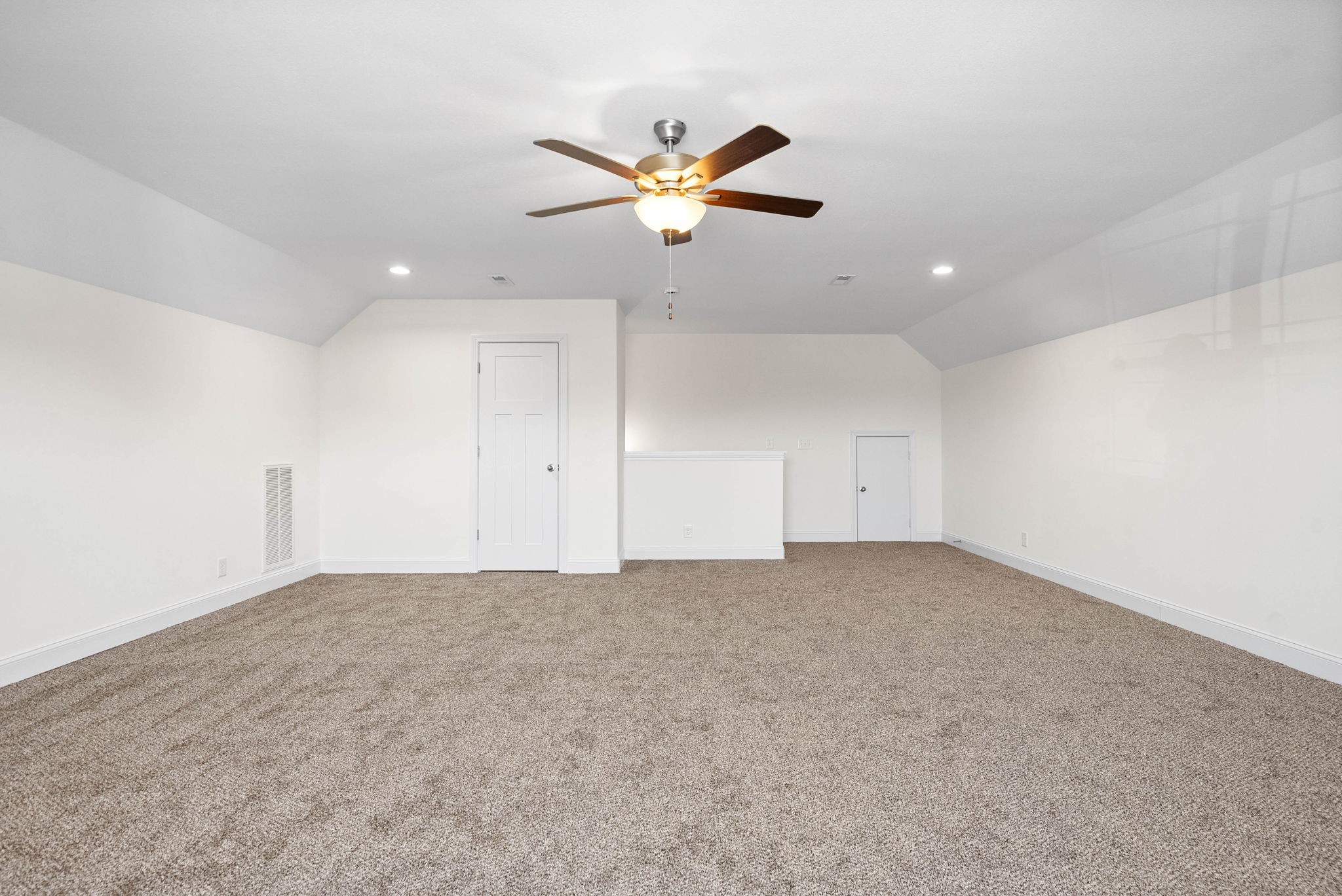 1239 Highgrove Ln
