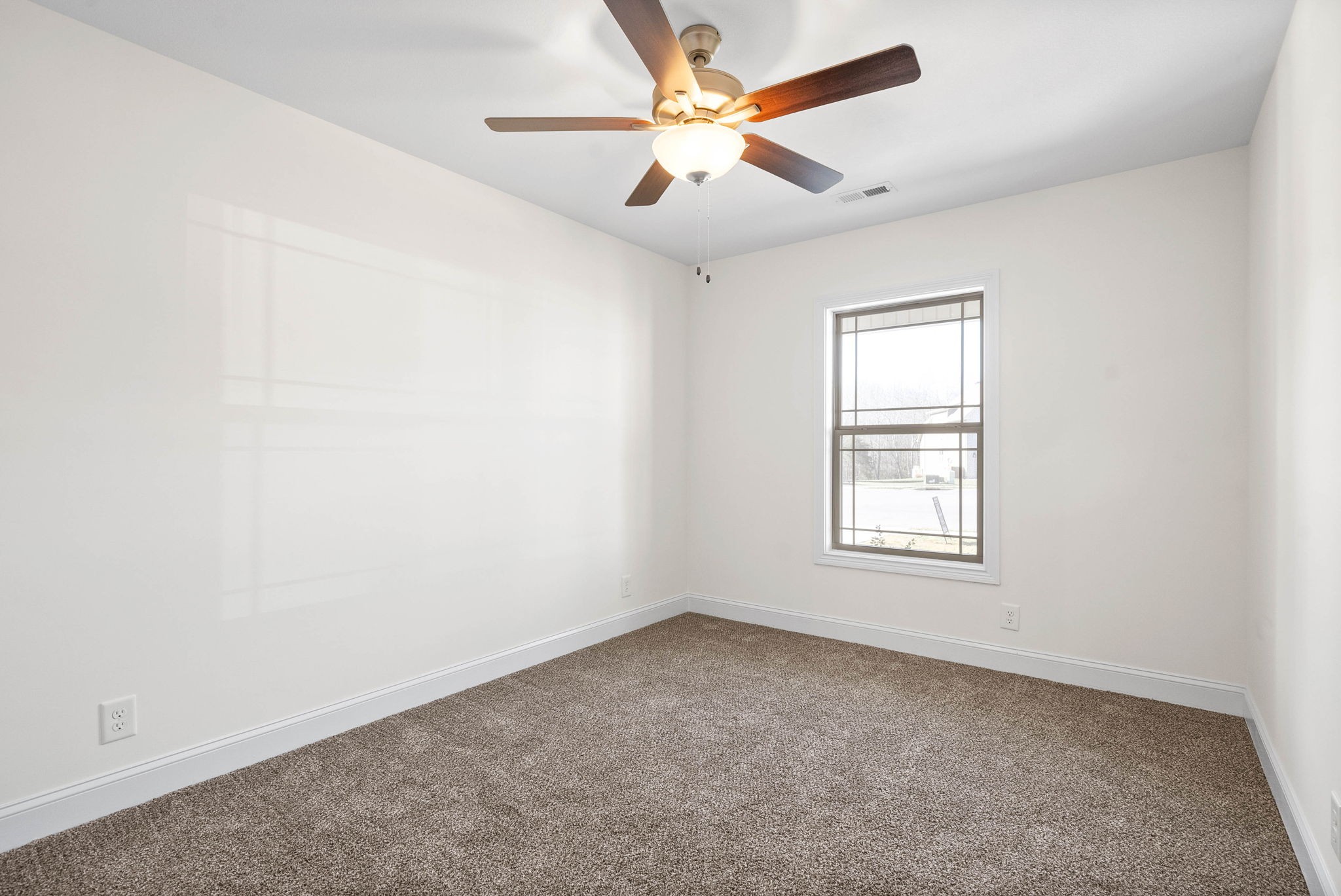 1239 Highgrove Ln