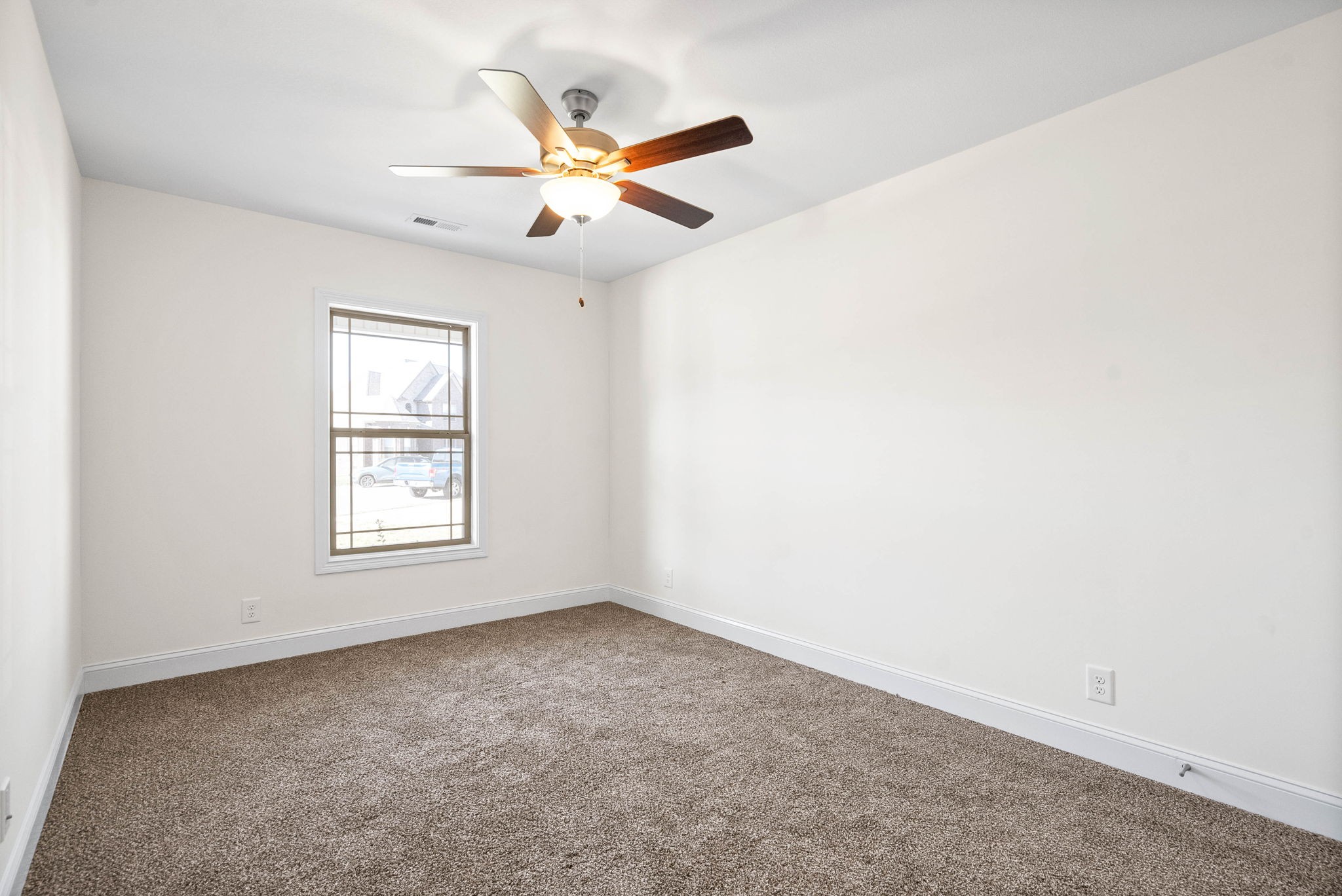 1239 Highgrove Ln