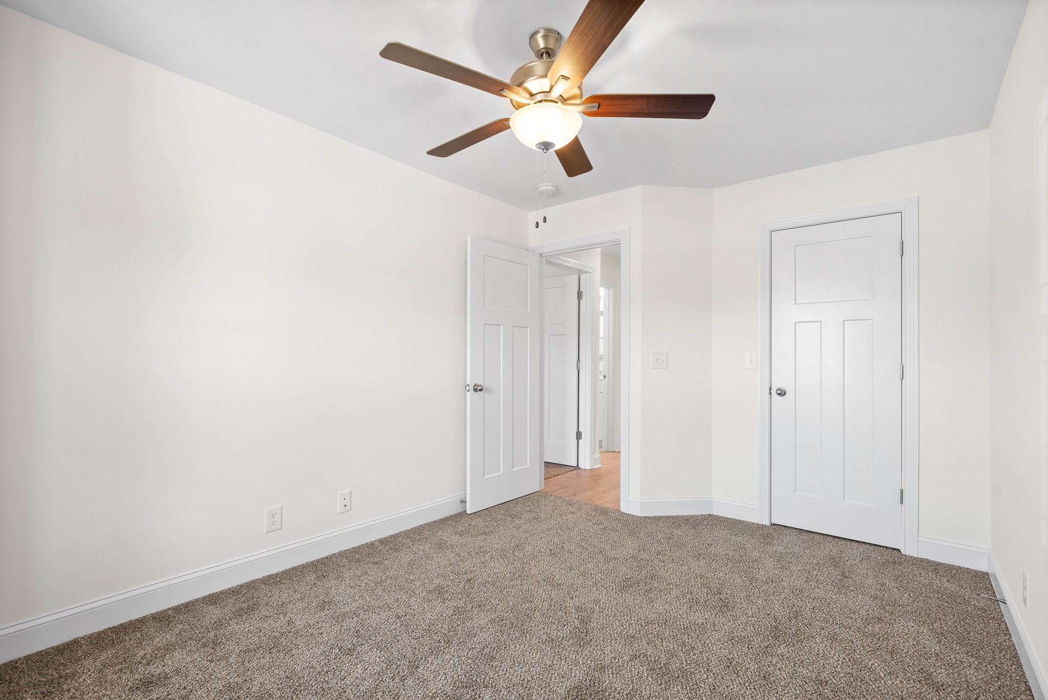 1239 Highgrove Ln