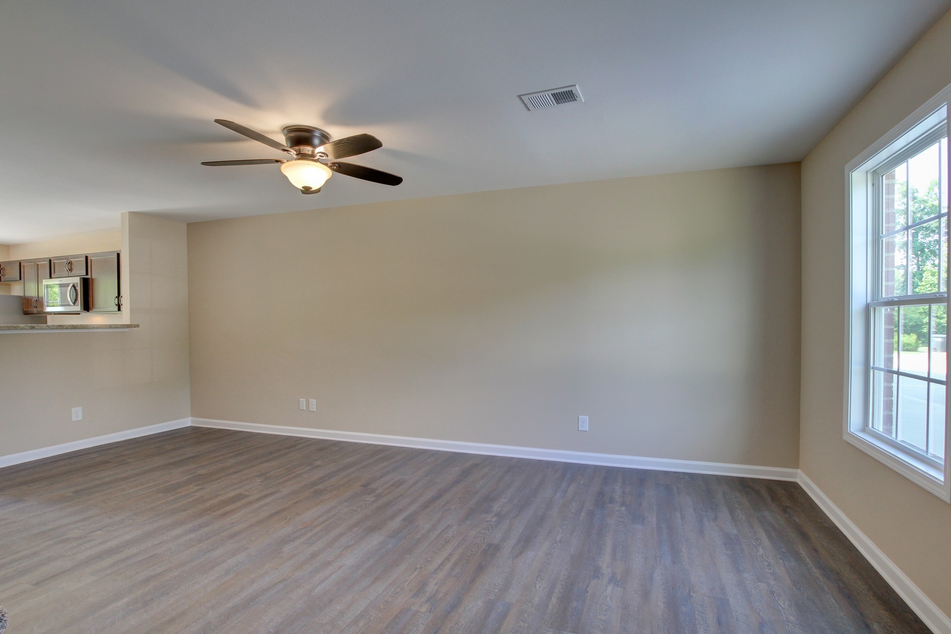 1222 Ash Ridge Dr