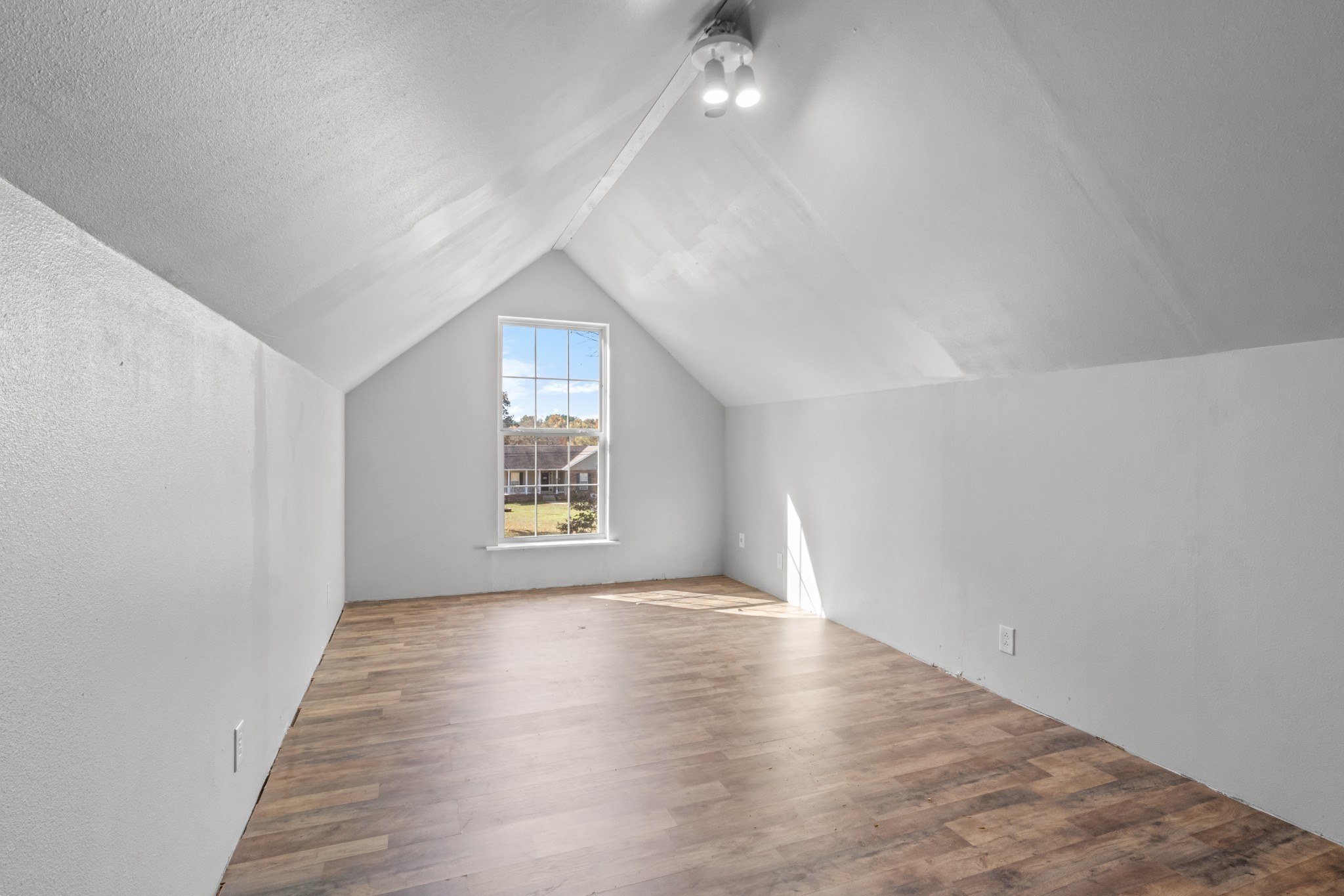 565 Martin Rd