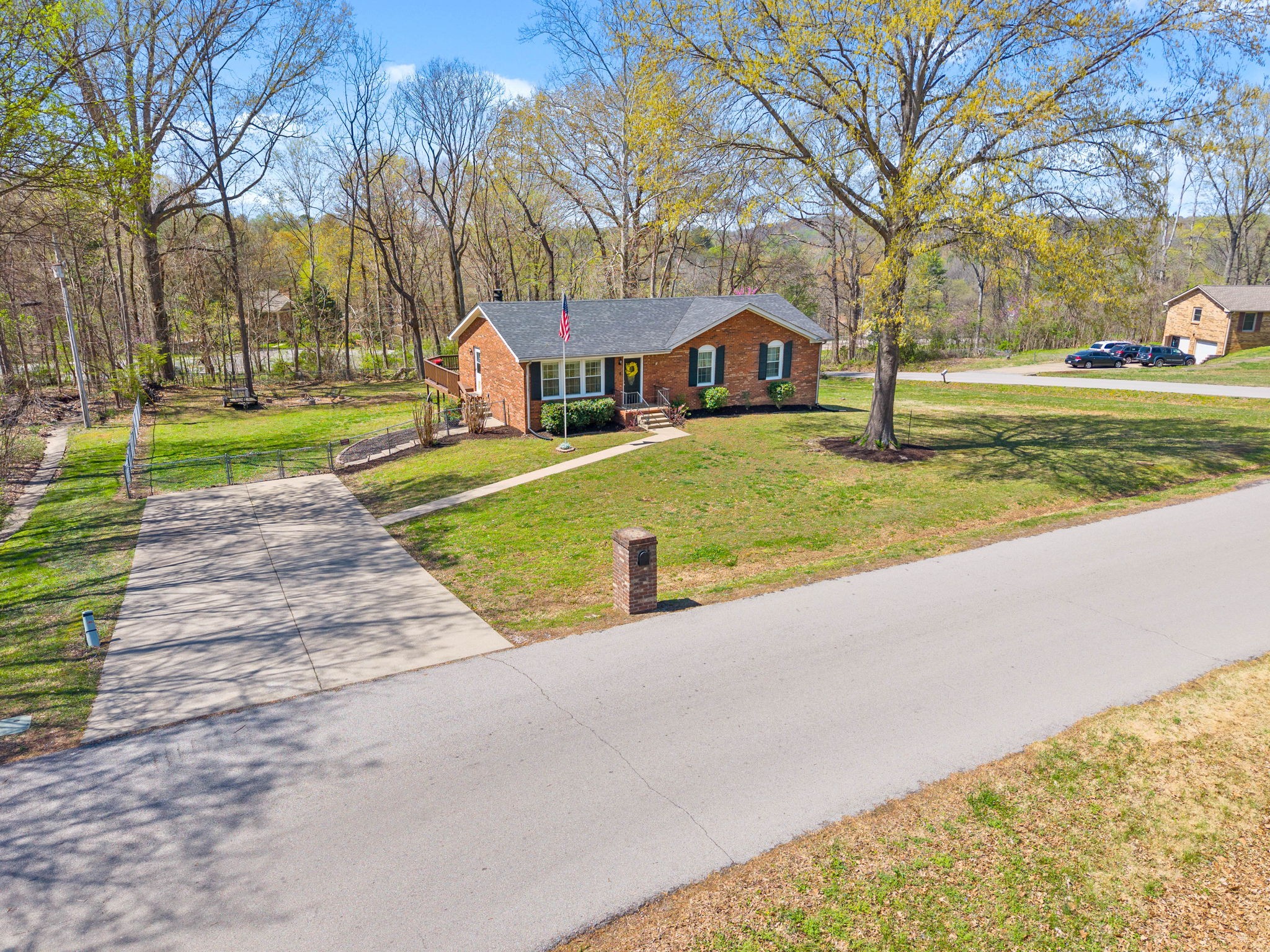 1780 Warfield Dr