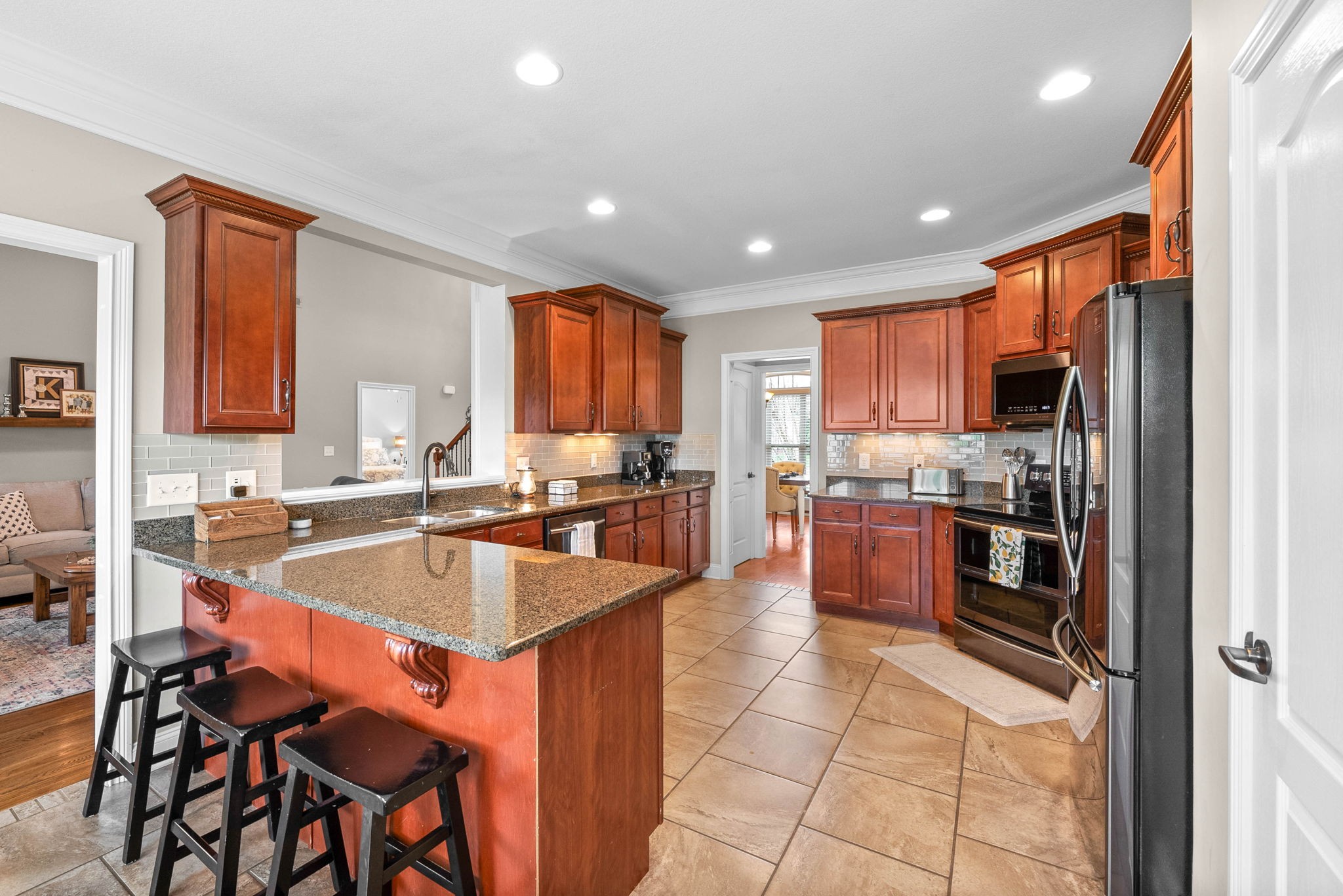 1069 Willow Cir