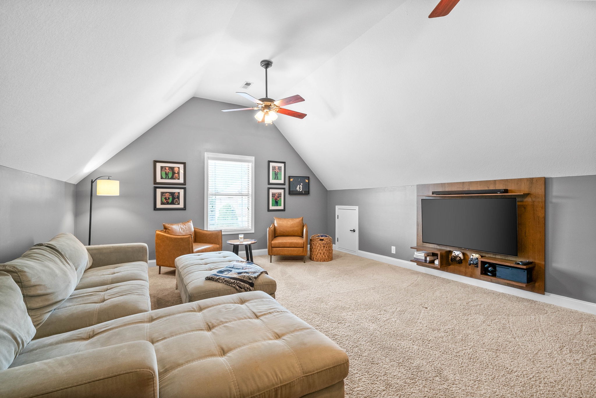 1069 Willow Cir
