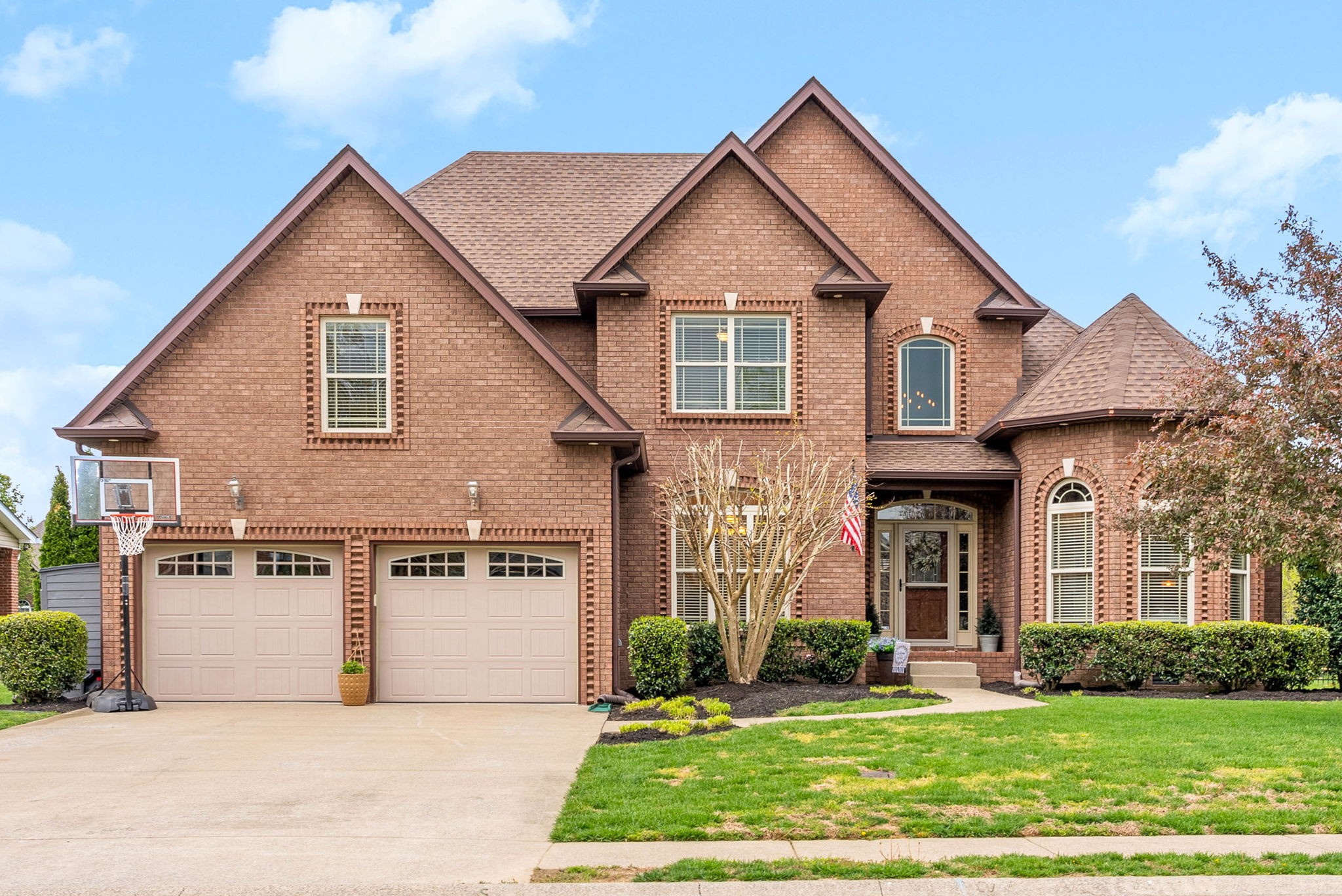 1069 Willow Cir