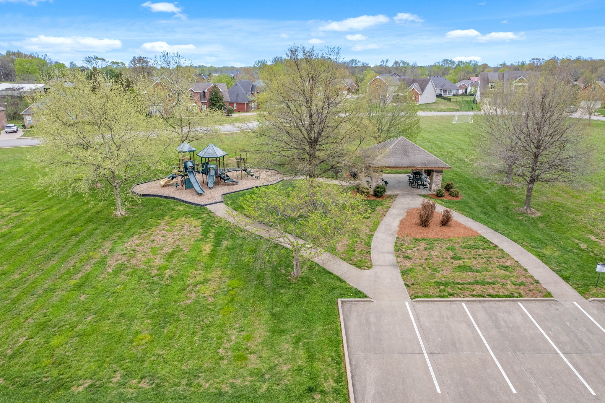 1069 Willow Cir