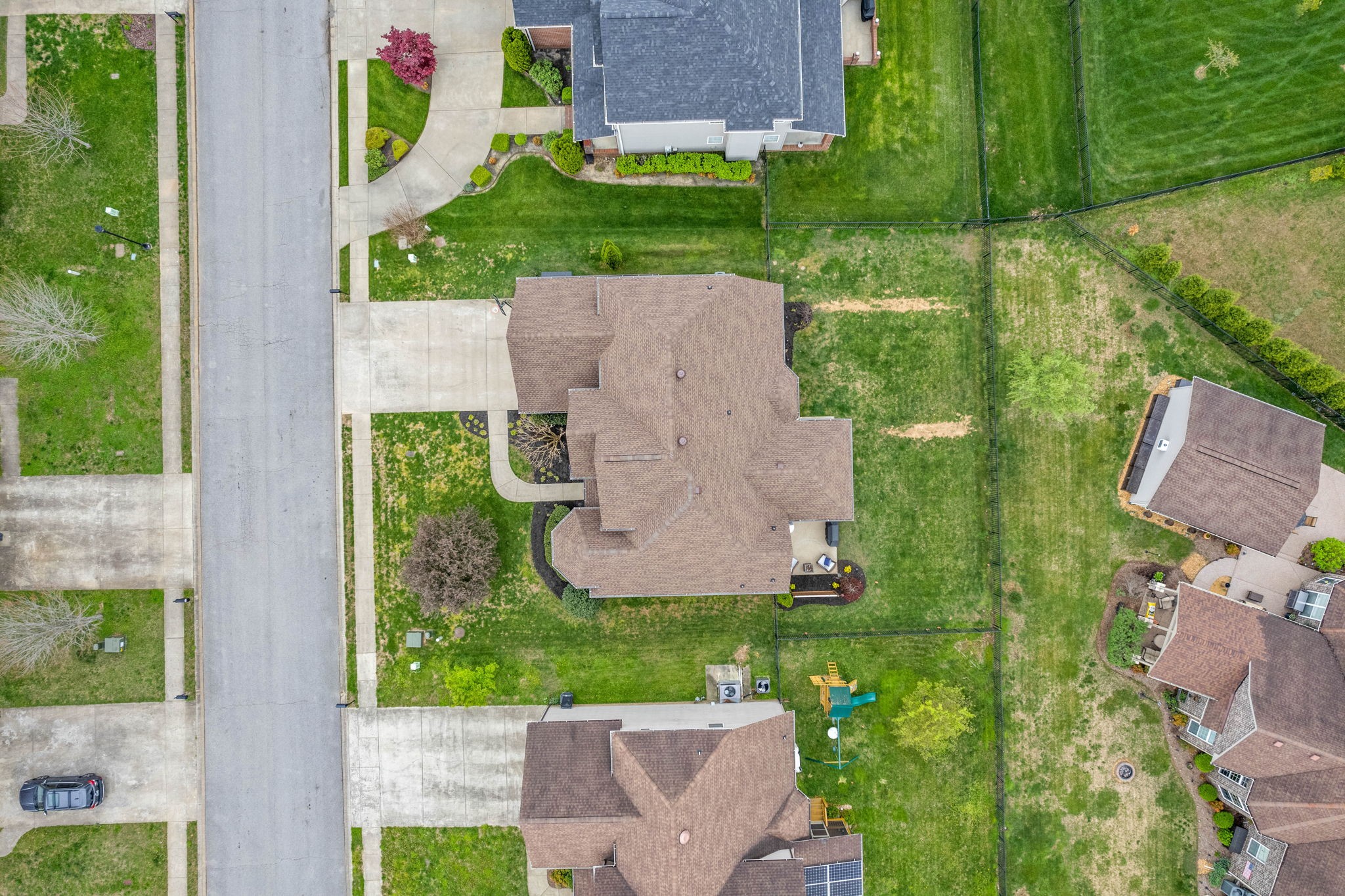 1069 Willow Cir