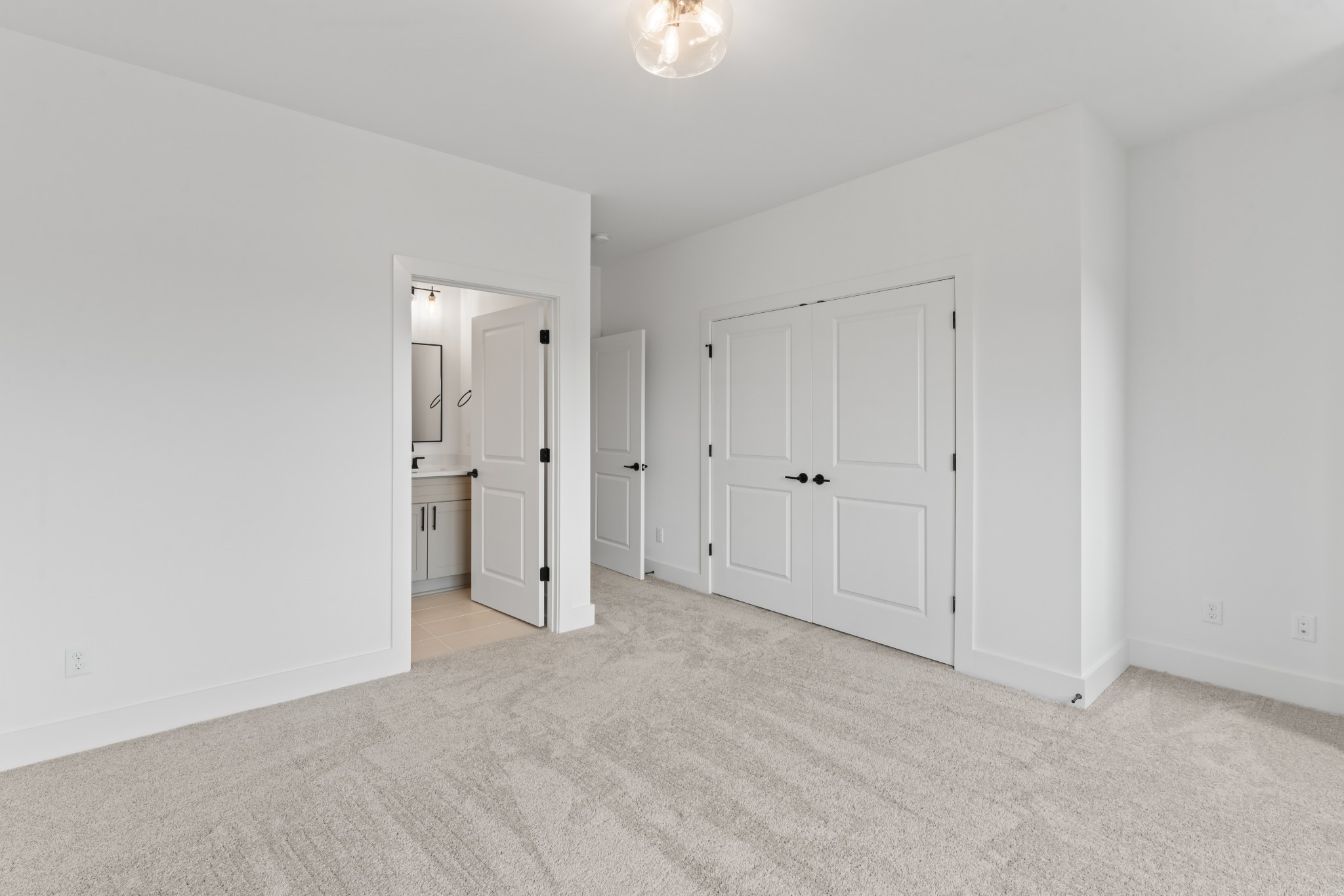 700 N Dupont Ave #227