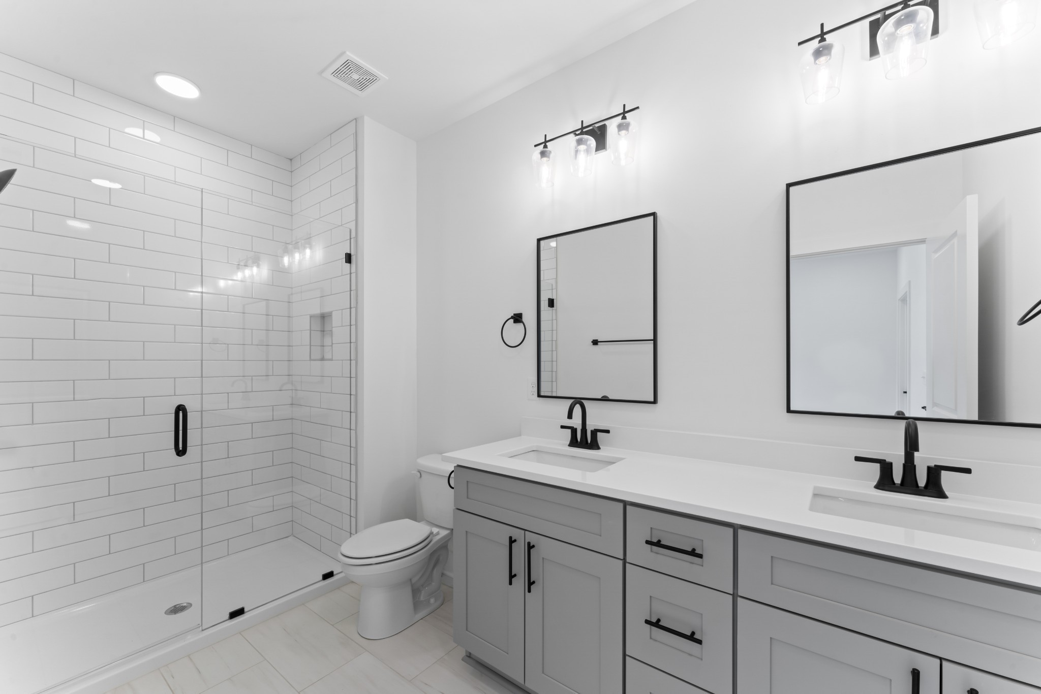 700 N Dupont Ave #227