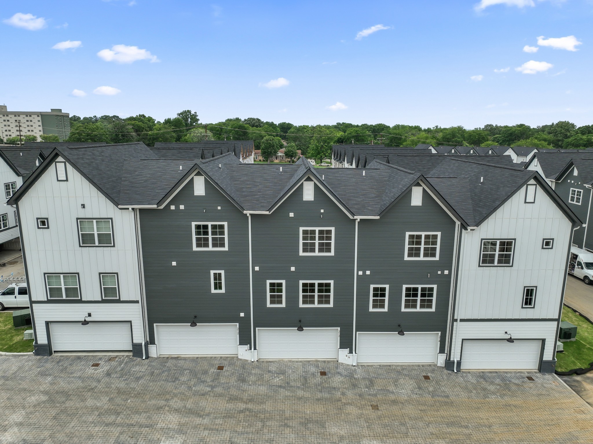 700 N Dupont Ave #227