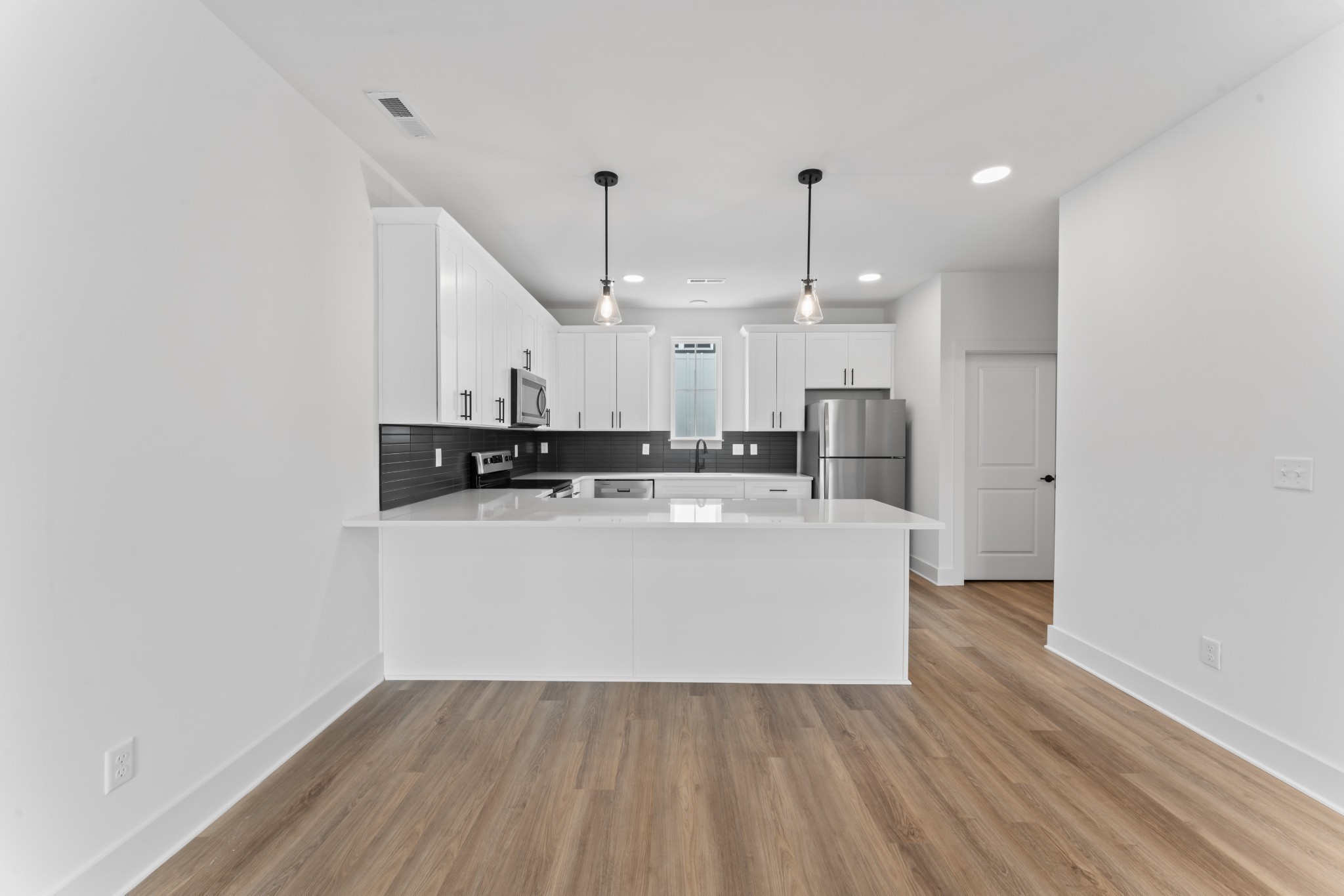 700 N Dupont Ave #227