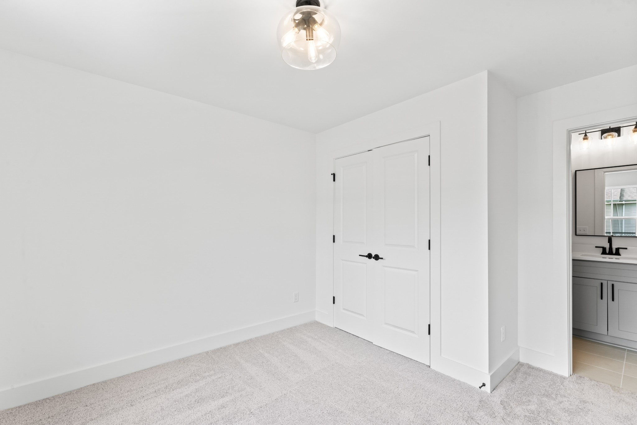 700 N Dupont Ave #227