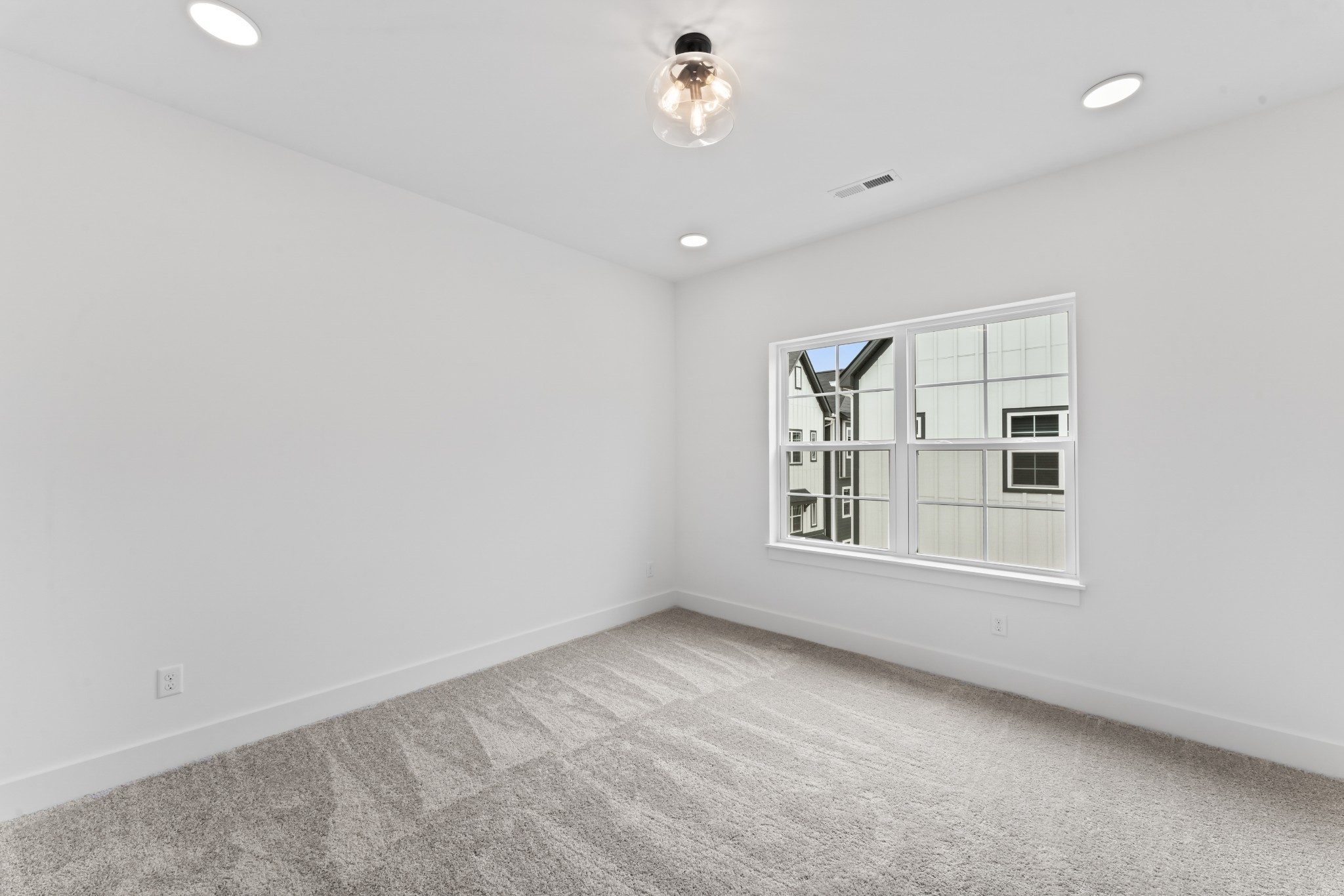700 N Dupont Ave #227