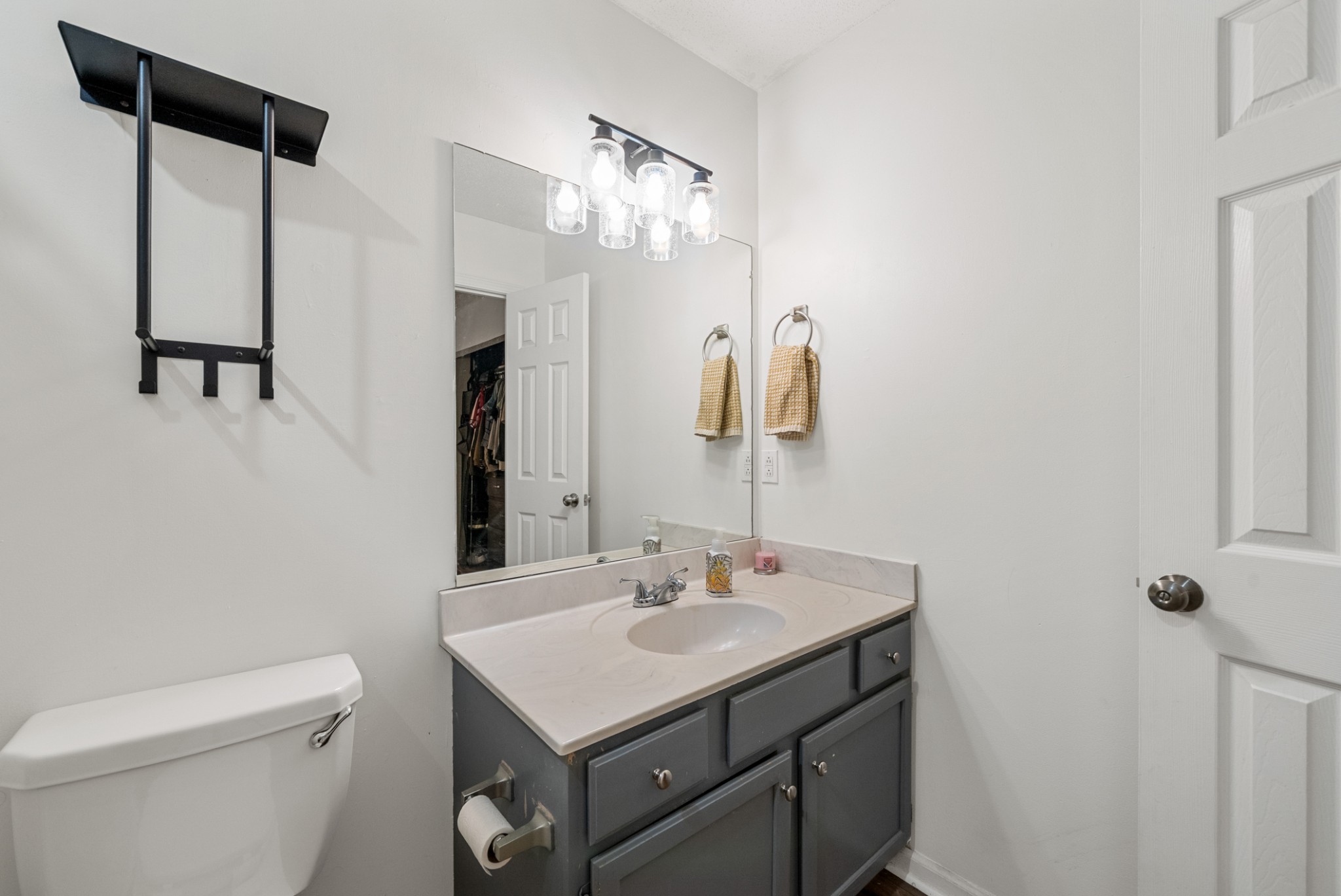 2930 Charlie Sleigh Rd