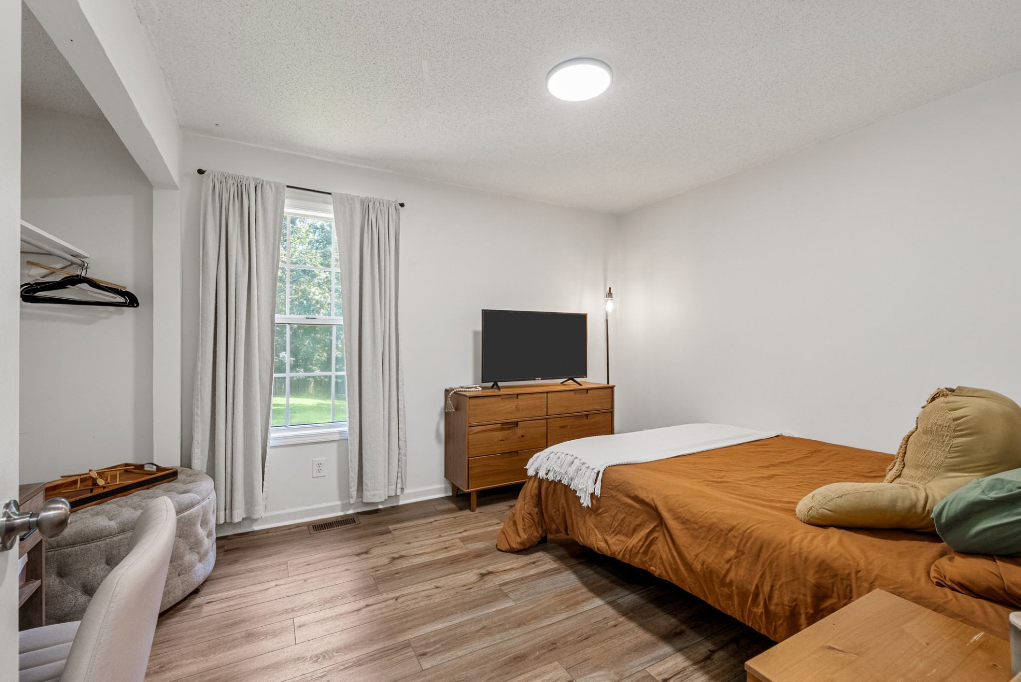 2930 Charlie Sleigh Rd