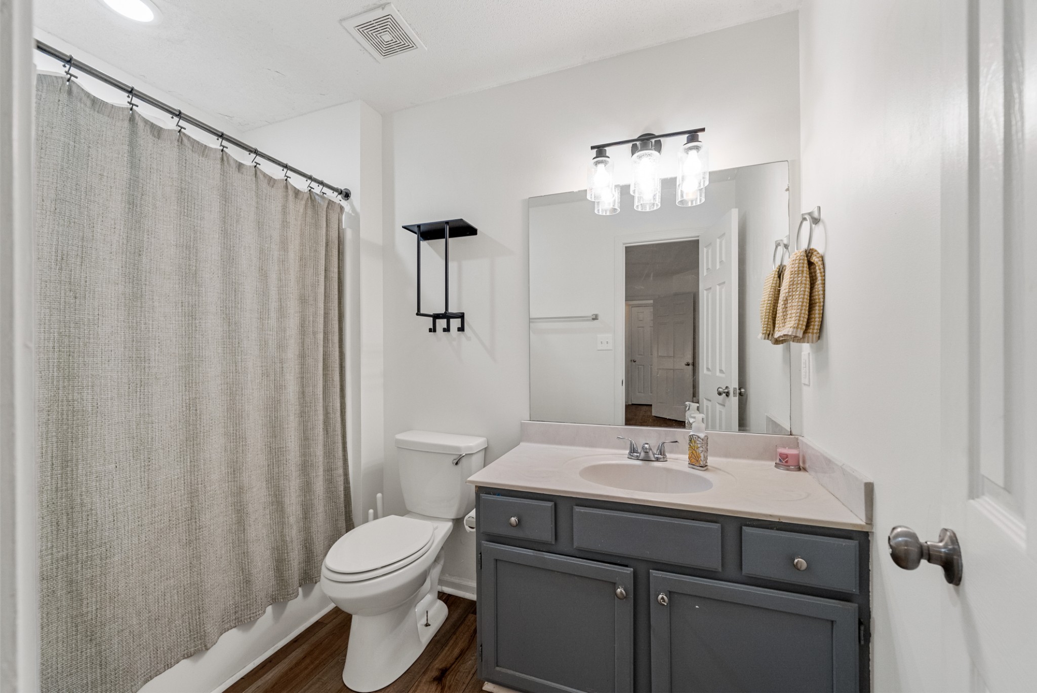 2930 Charlie Sleigh Rd