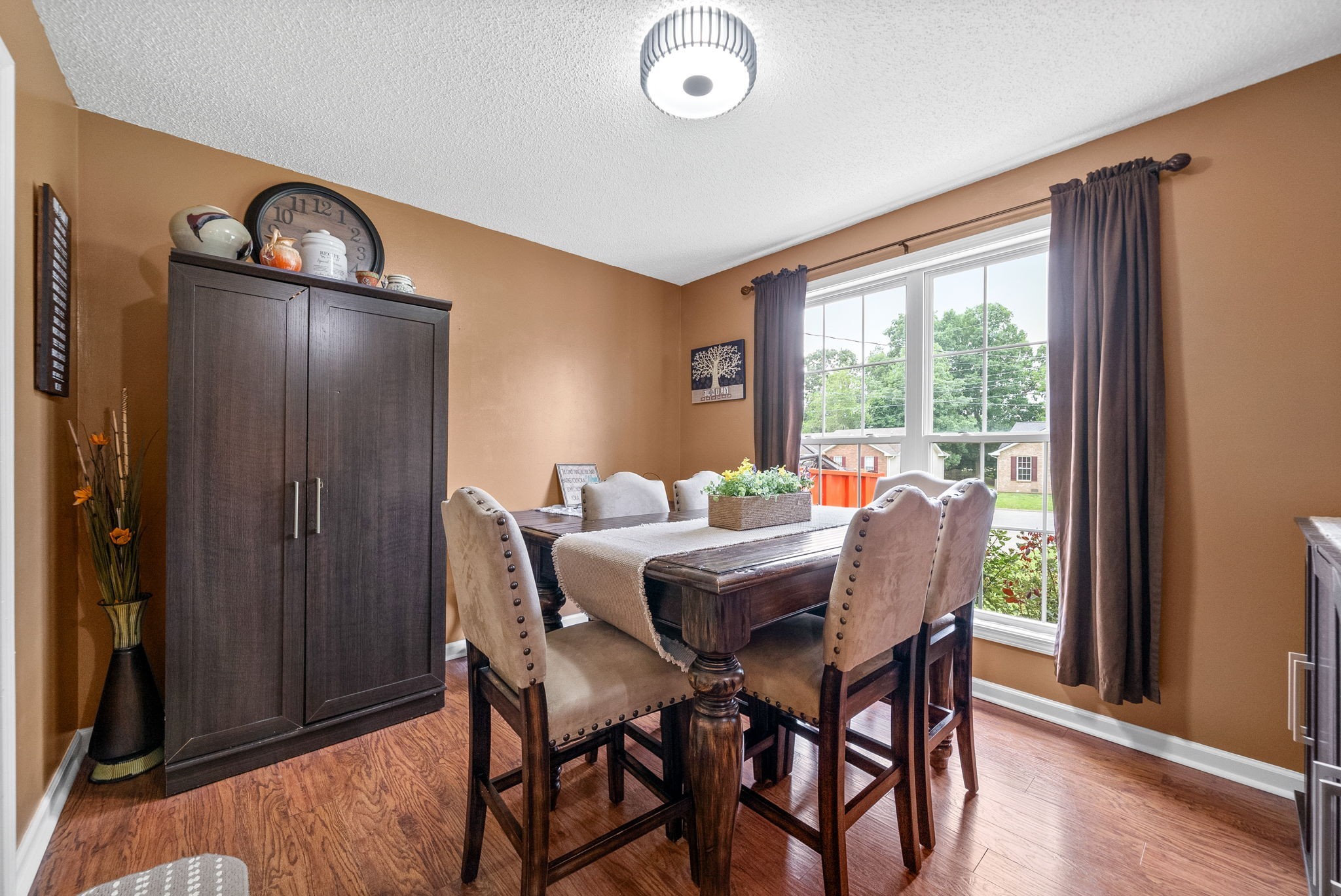 609 Corinth Ct