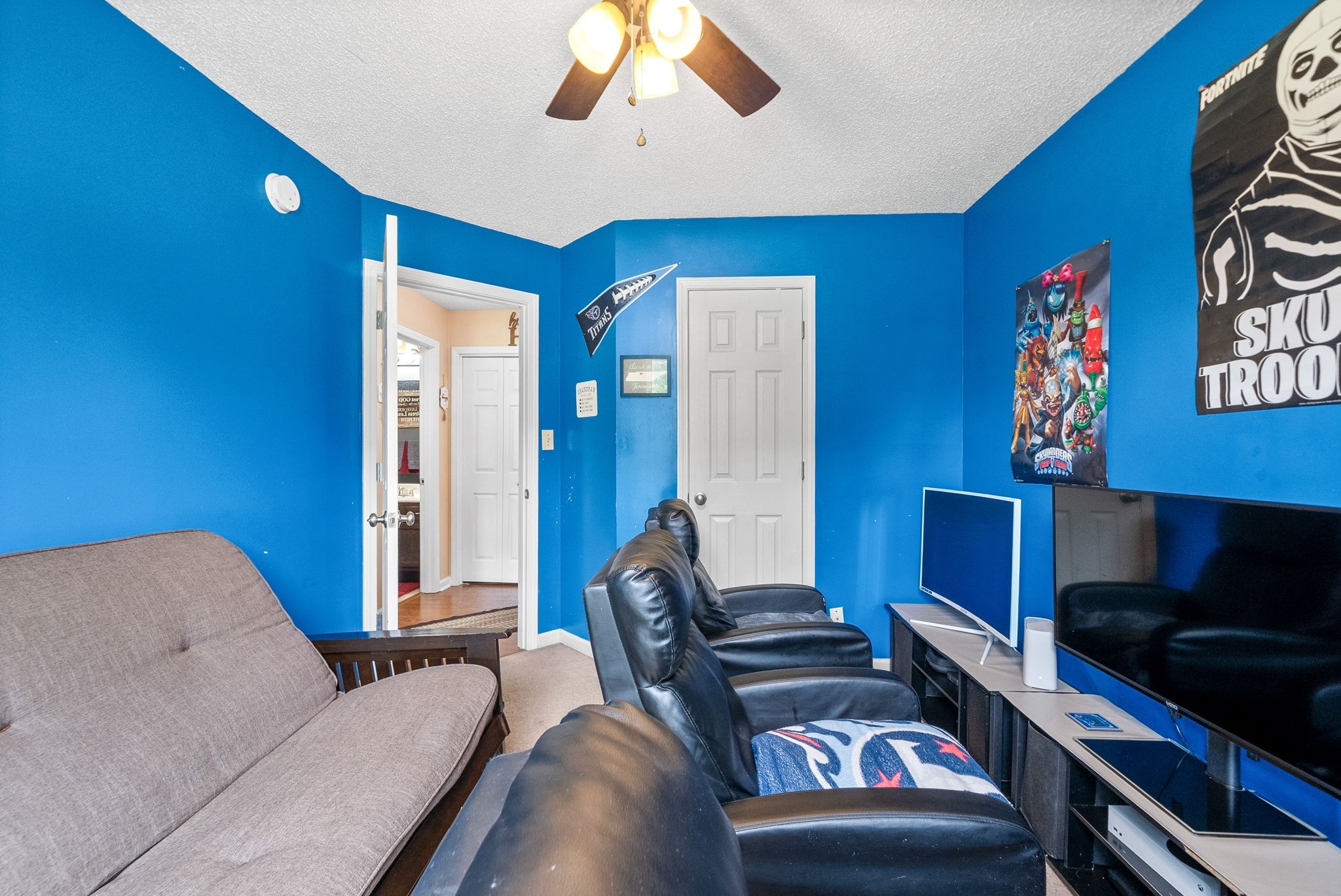 609 Corinth Ct