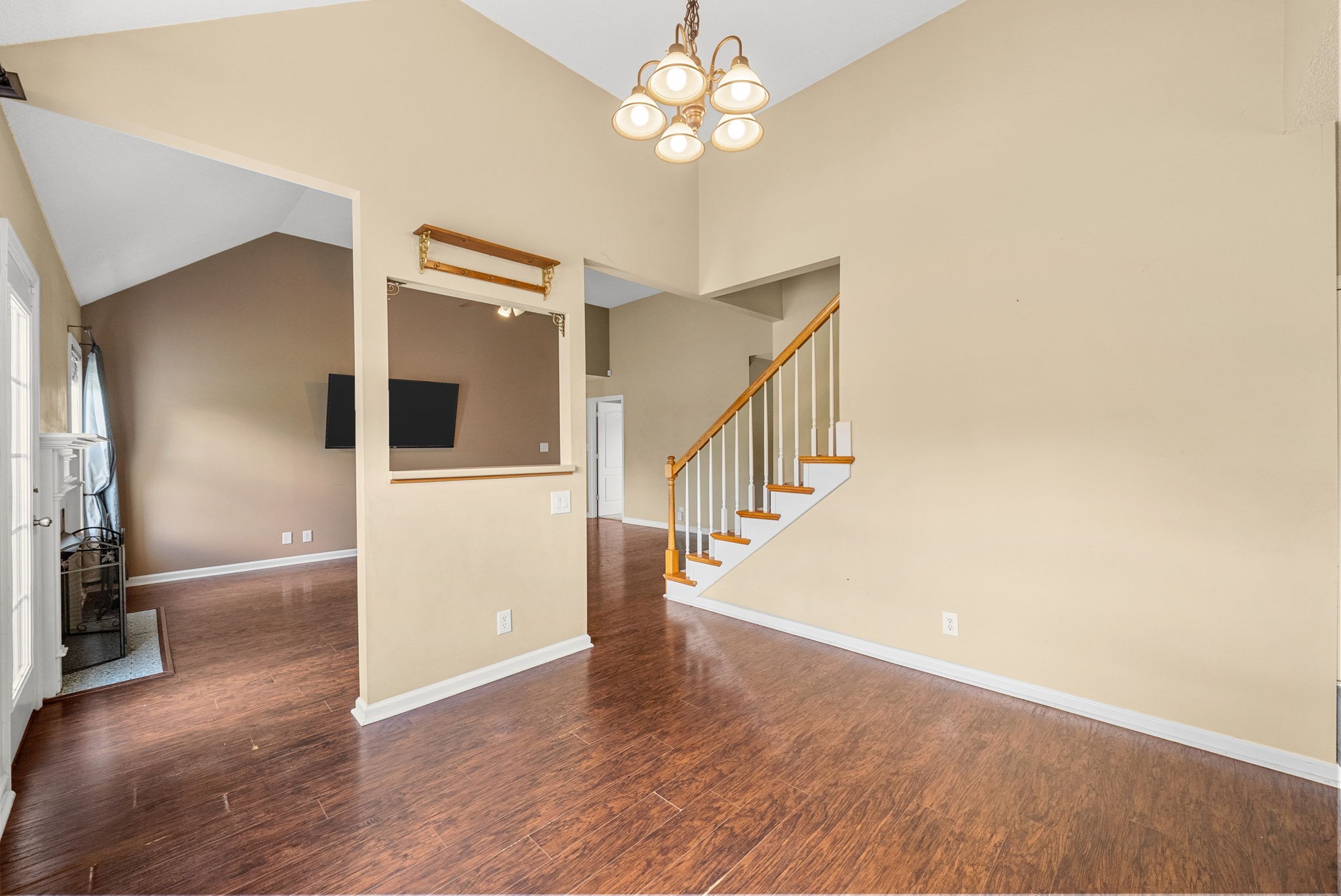 3393 Dabney Ln