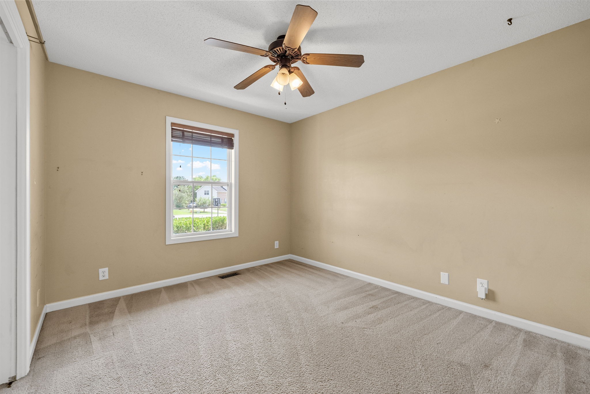 3393 Dabney Ln