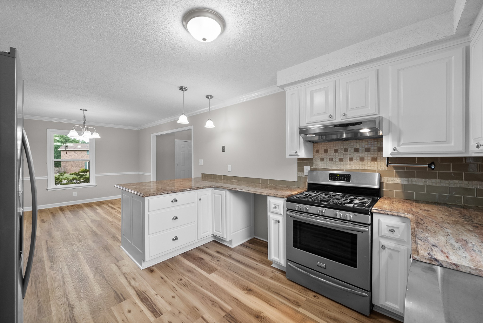 287 Ardmoor Dr
