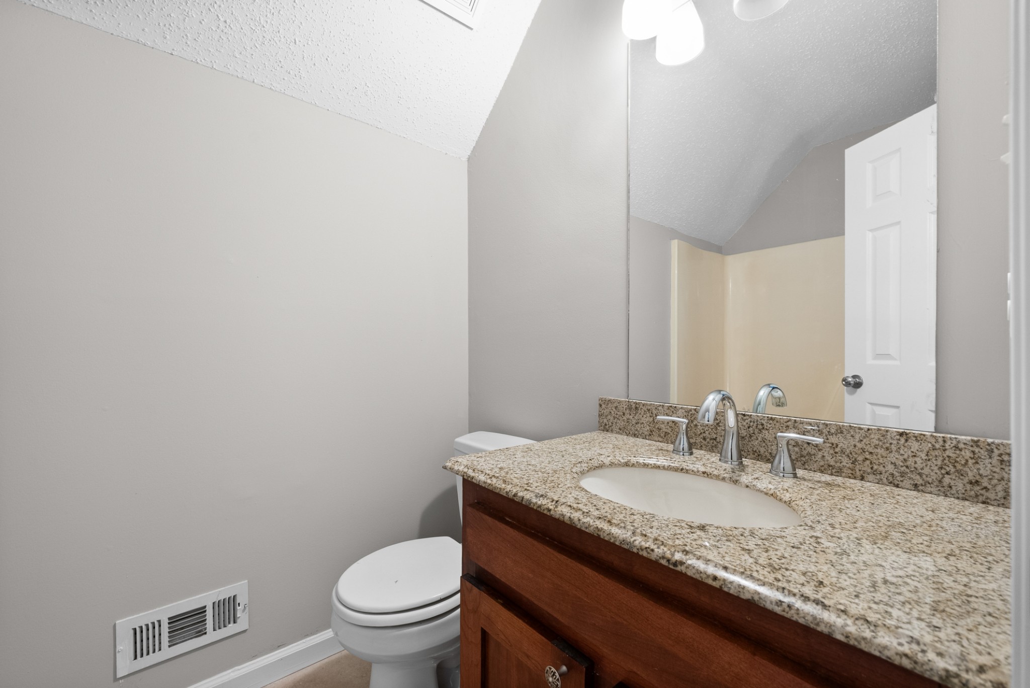287 Ardmoor Dr