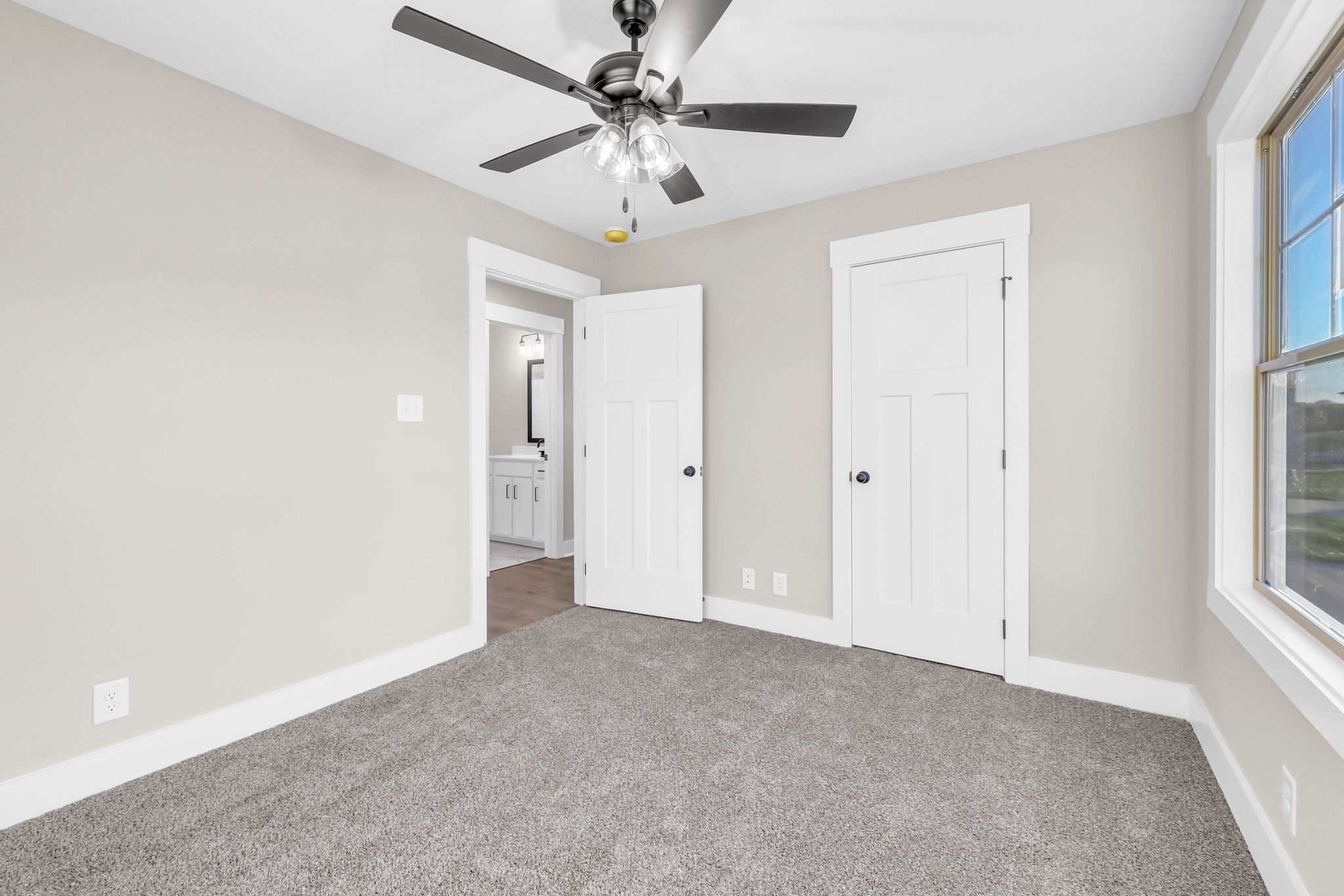 256 Cardinal Creek
