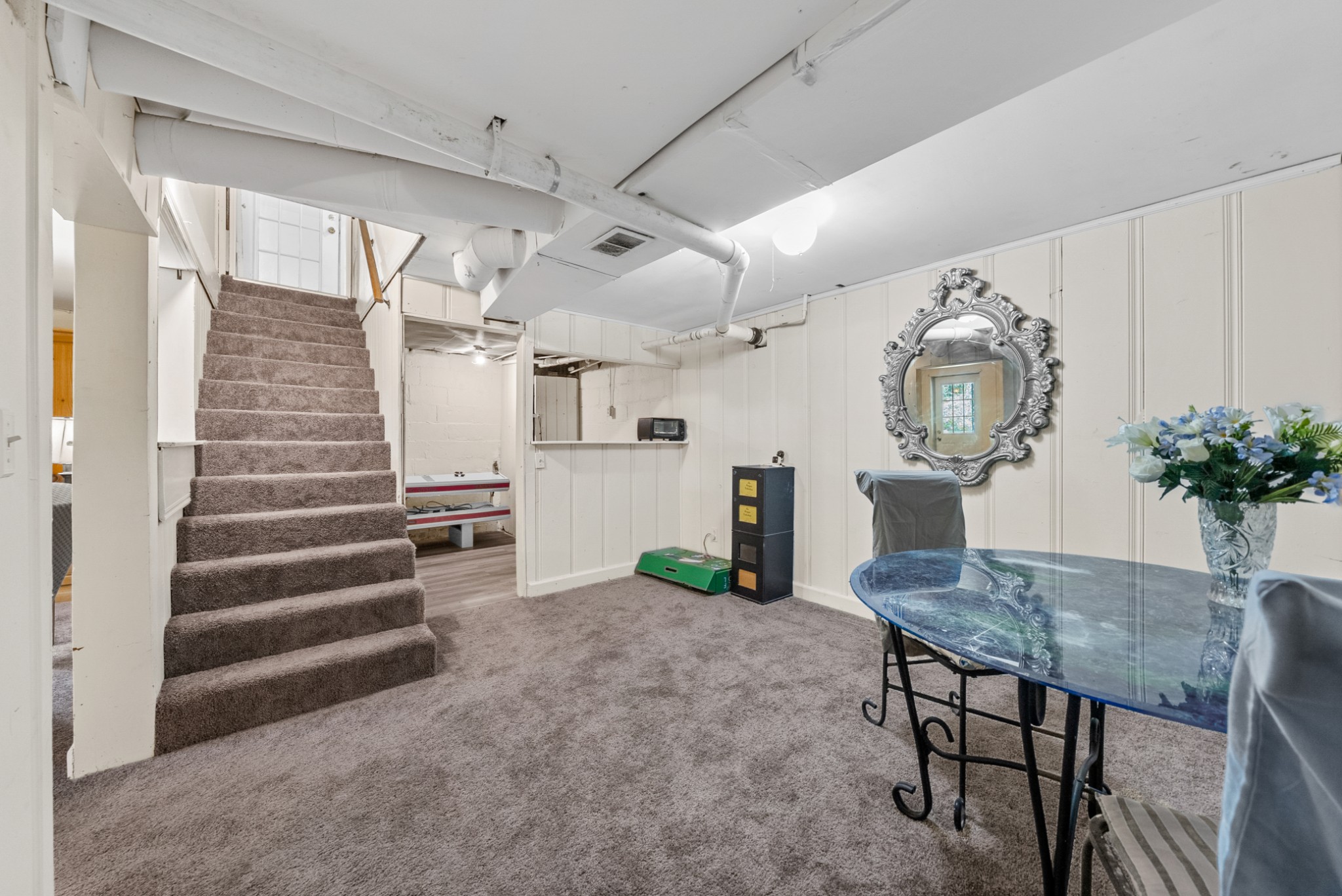 603 Crestview Dr