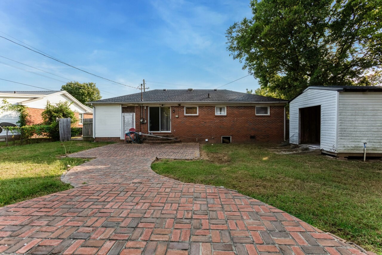 1720 Calvin Dr