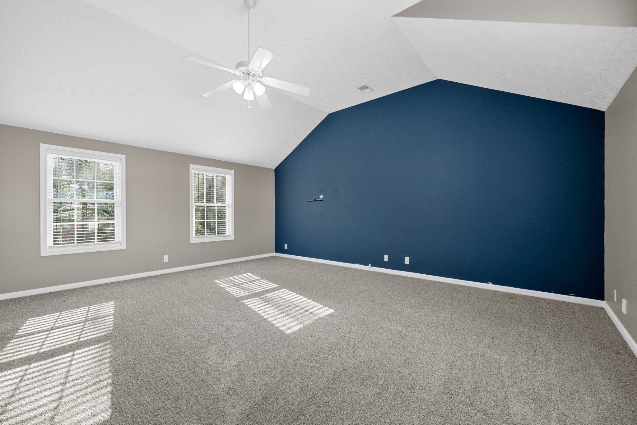 2765 Ann Dr