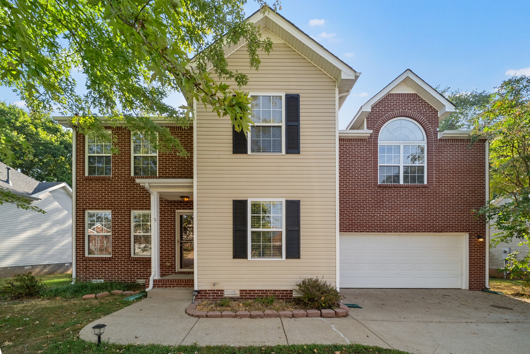 2765 Ann Dr