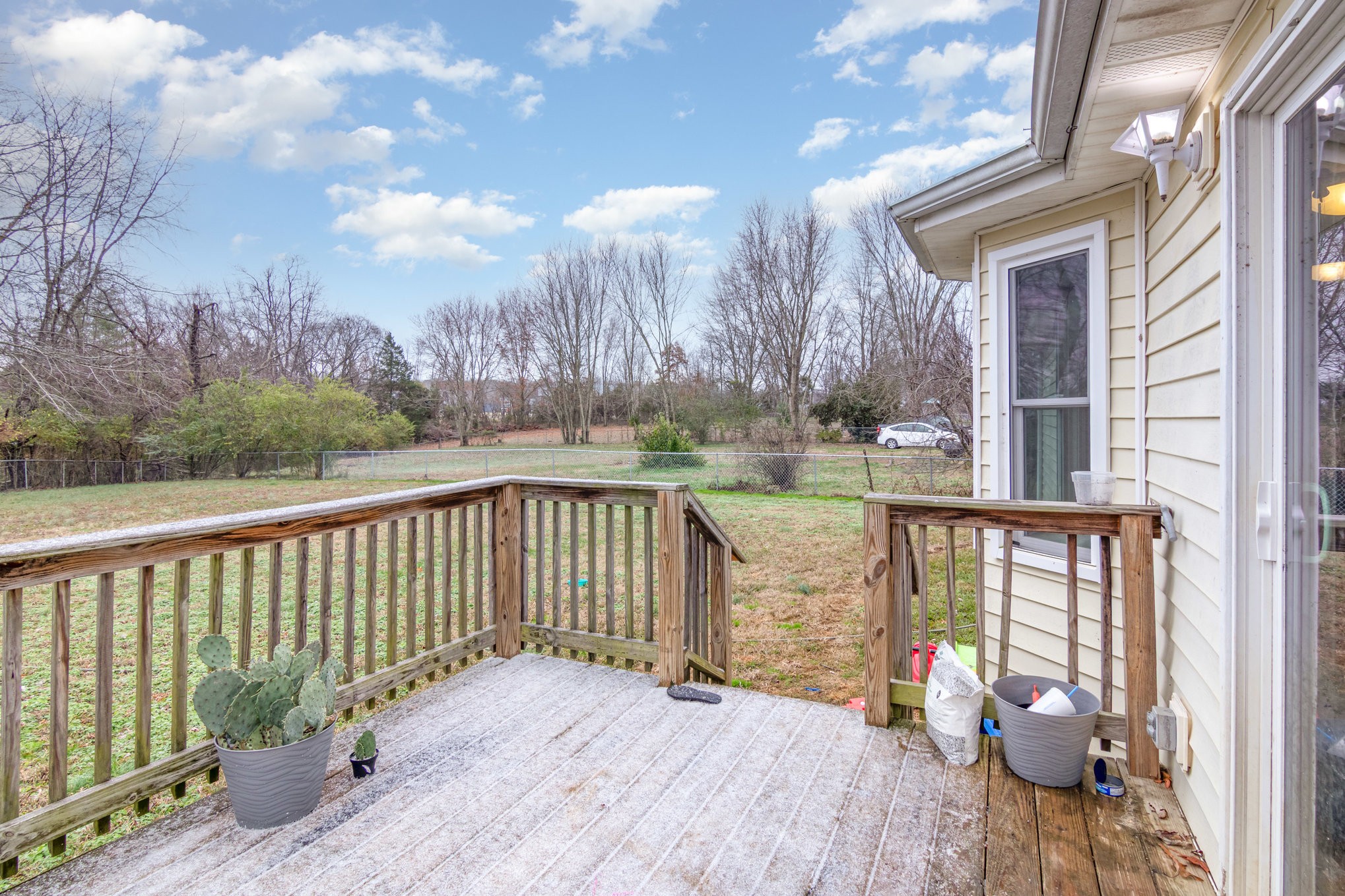 1204 Hand Dr