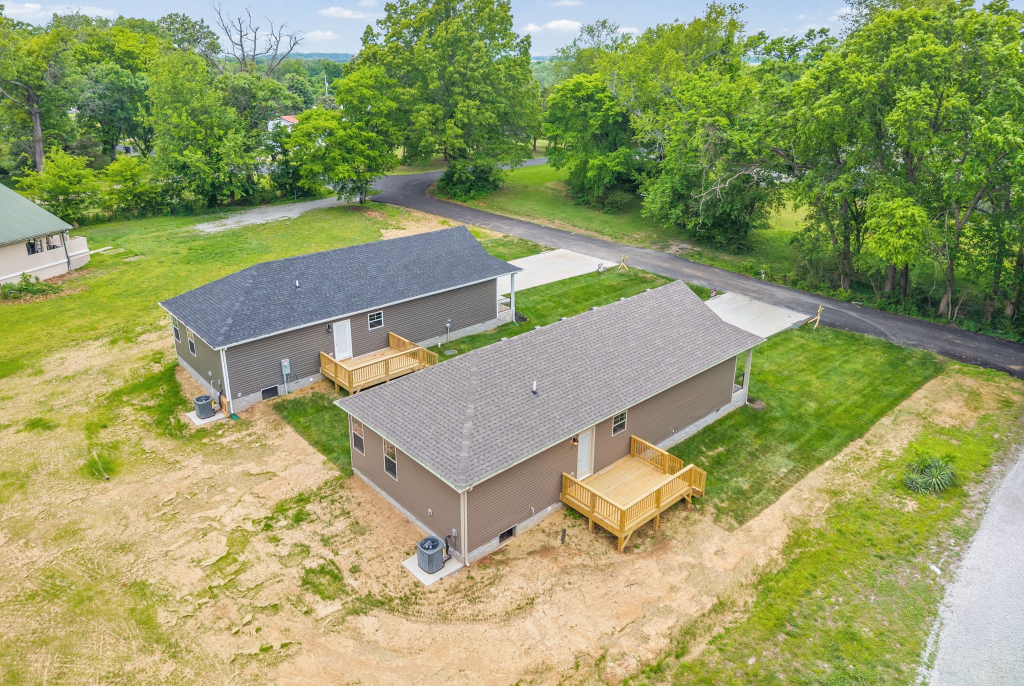135 Illinois Ave