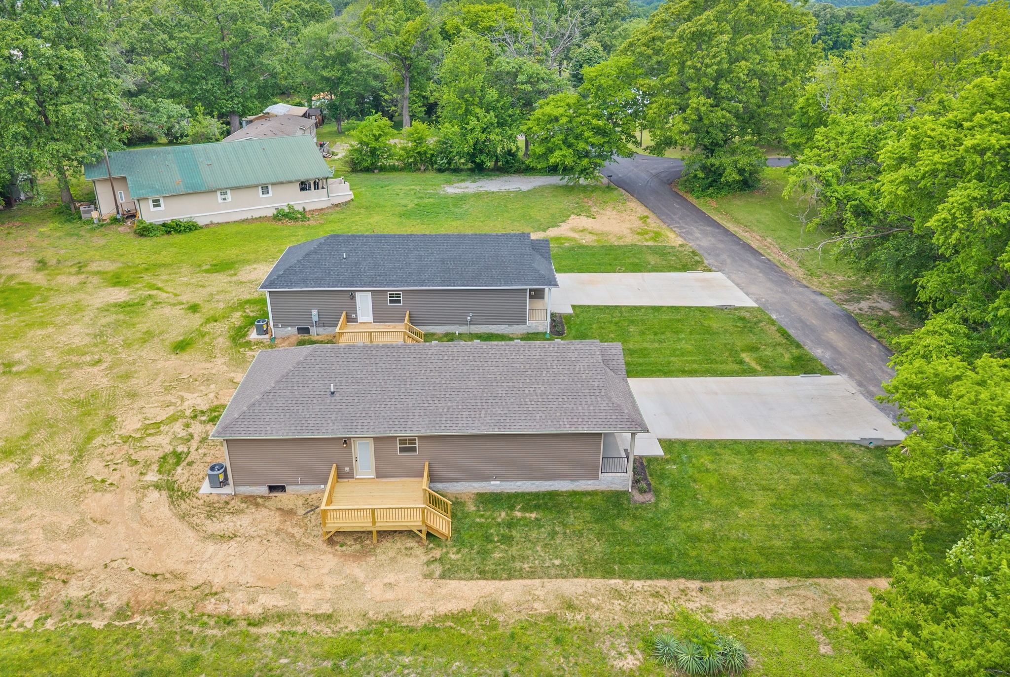 135 Illinois Ave