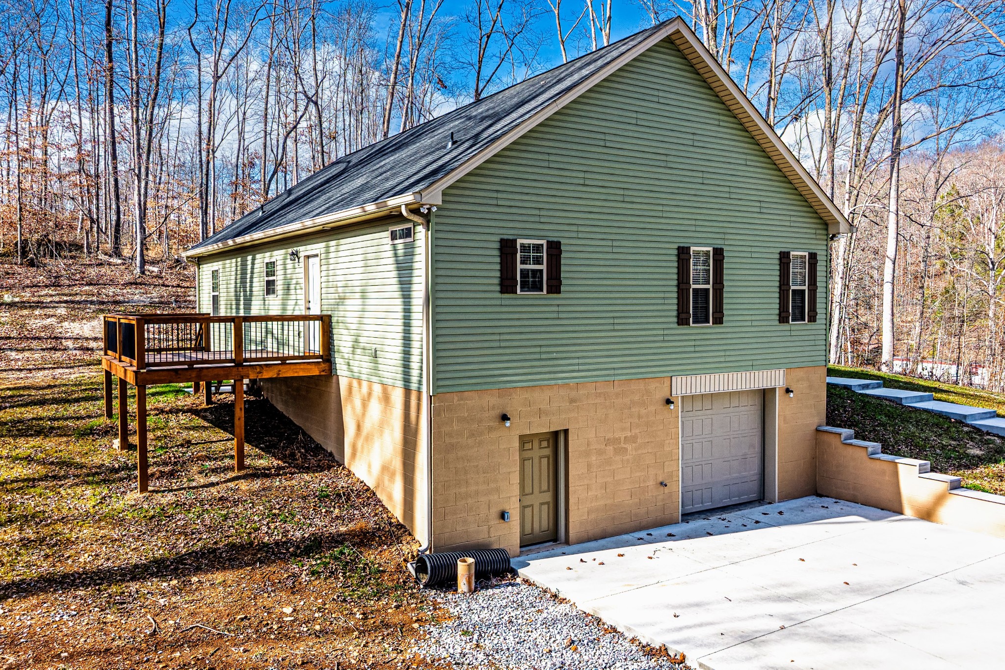1875 Rocky Hollow Rd