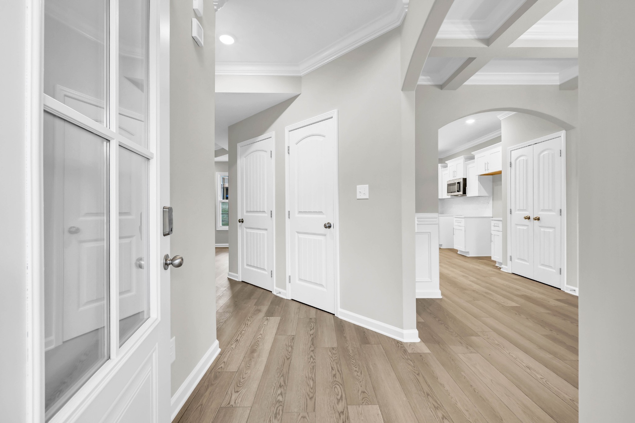 906 Inverness Ln