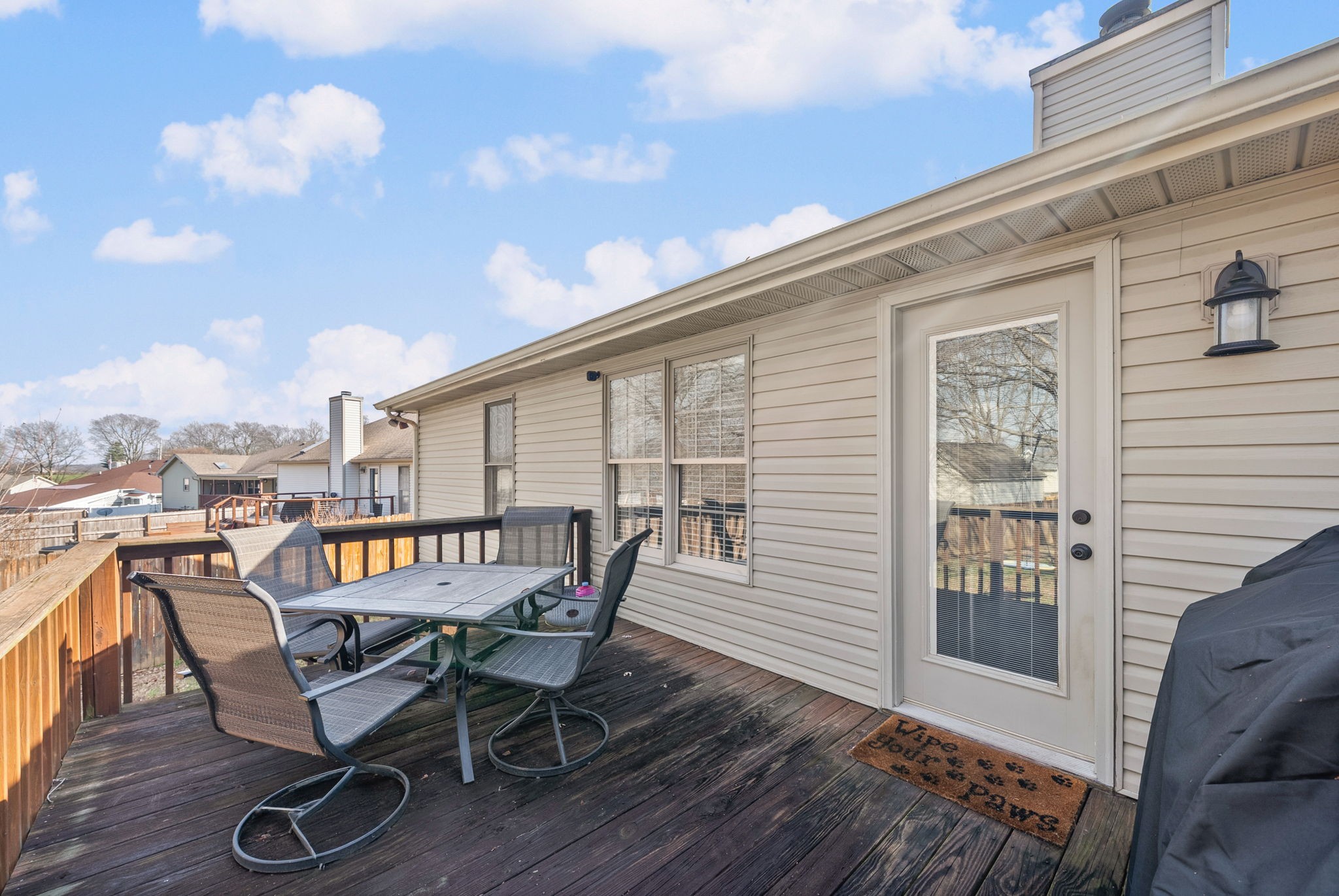 1407 Oak Tree Ct