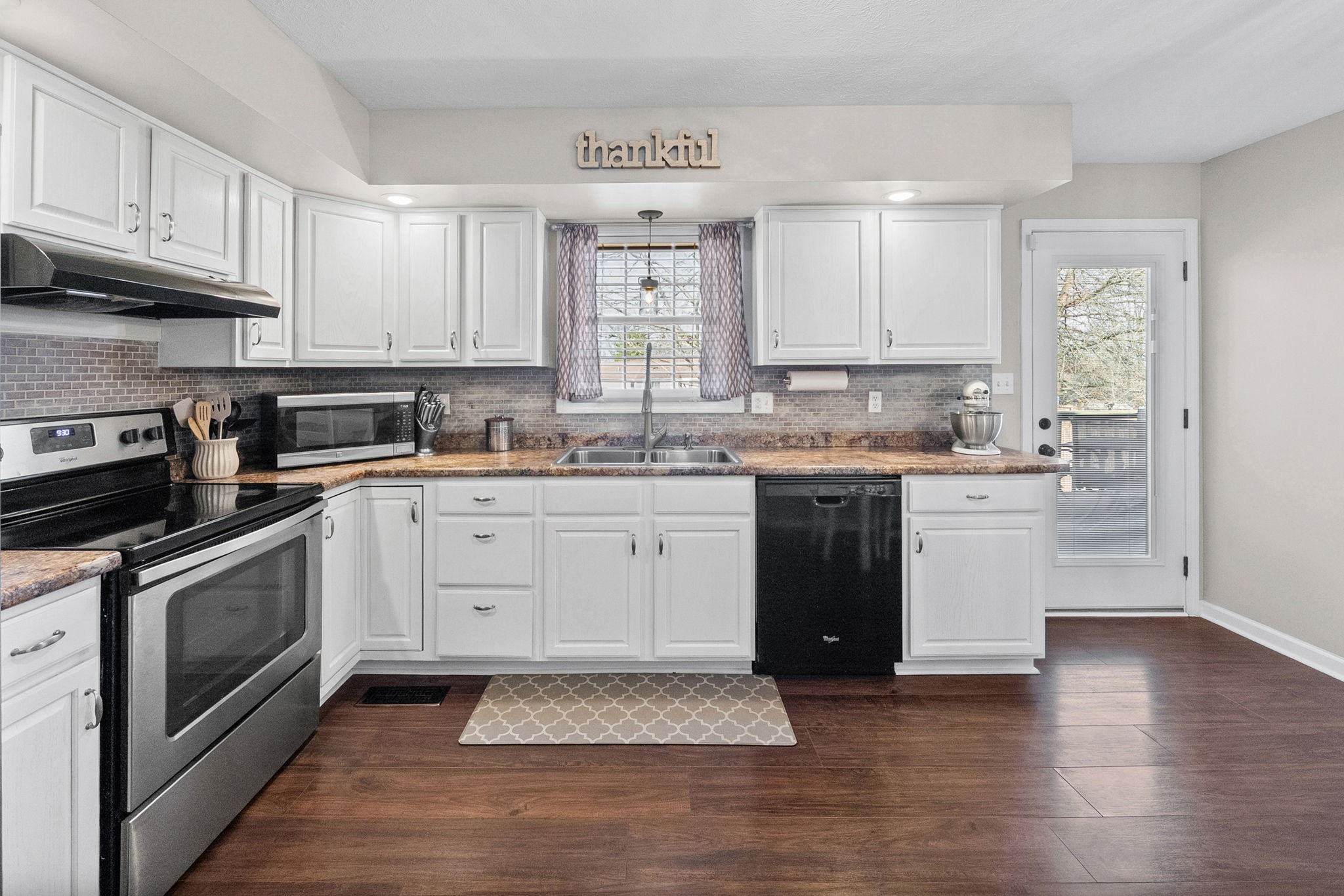 1407 Oak Tree Ct