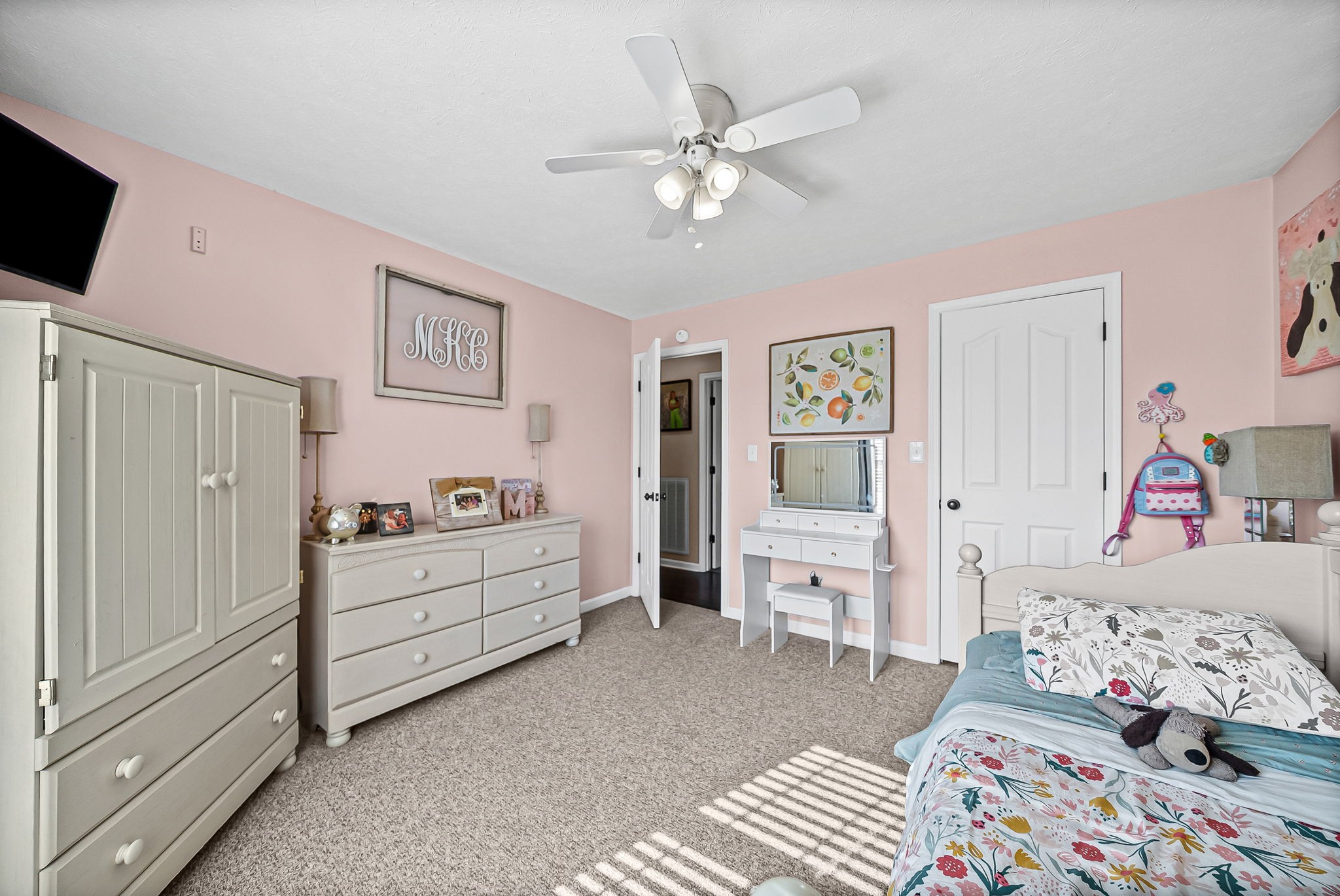 1407 Oak Tree Ct