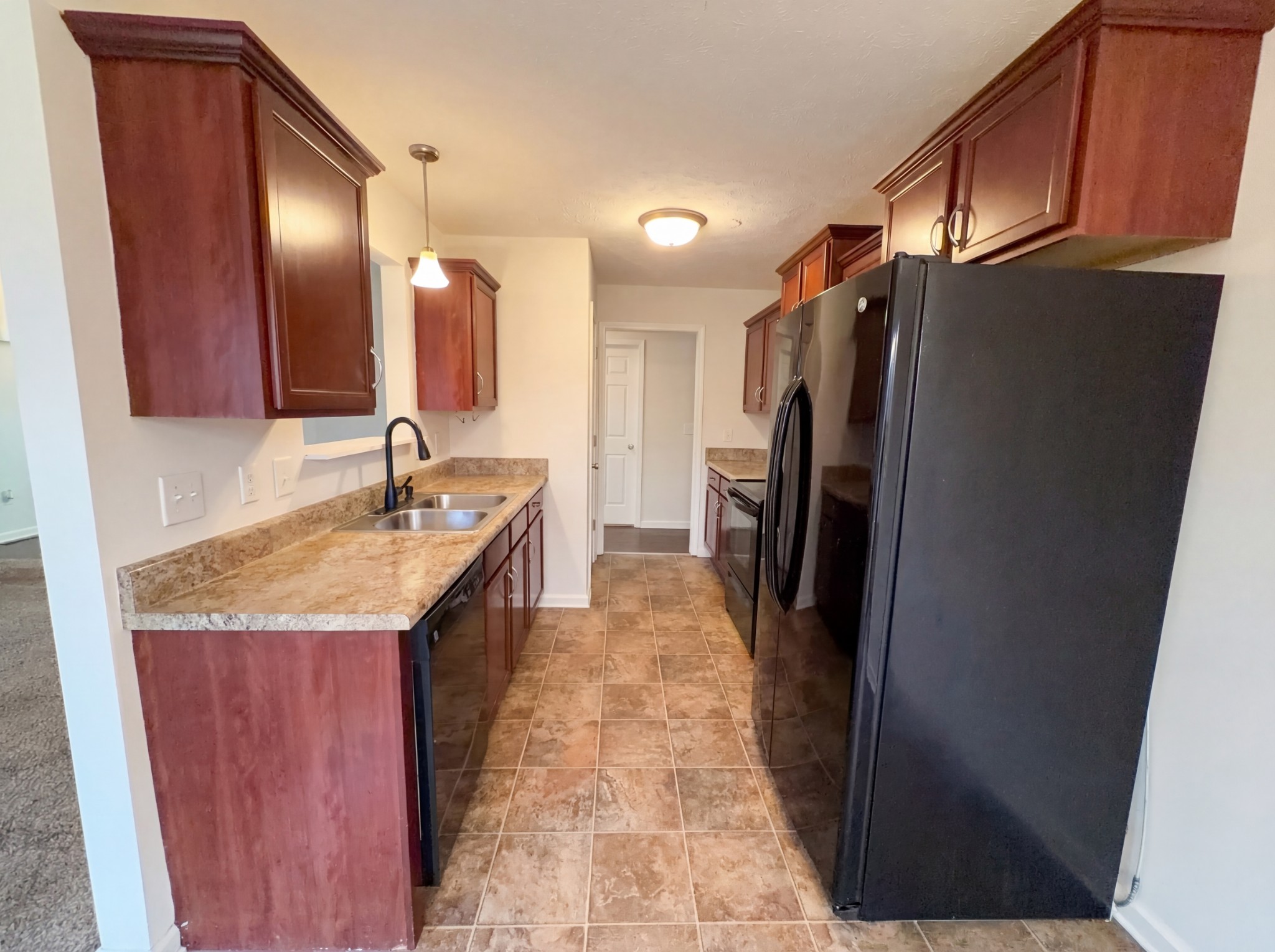 353 Chestnut Grove Ct