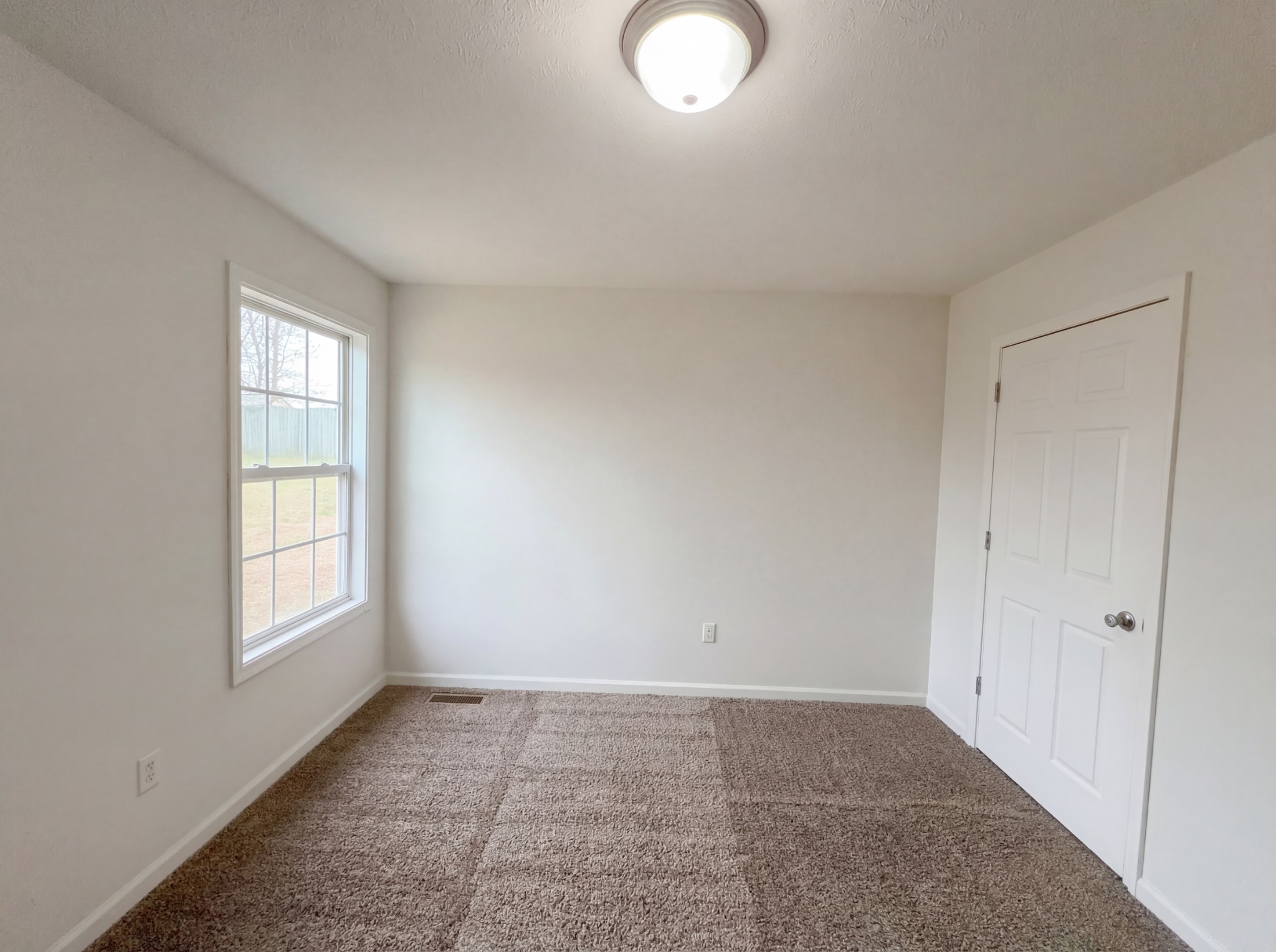 353 Chestnut Grove Ct