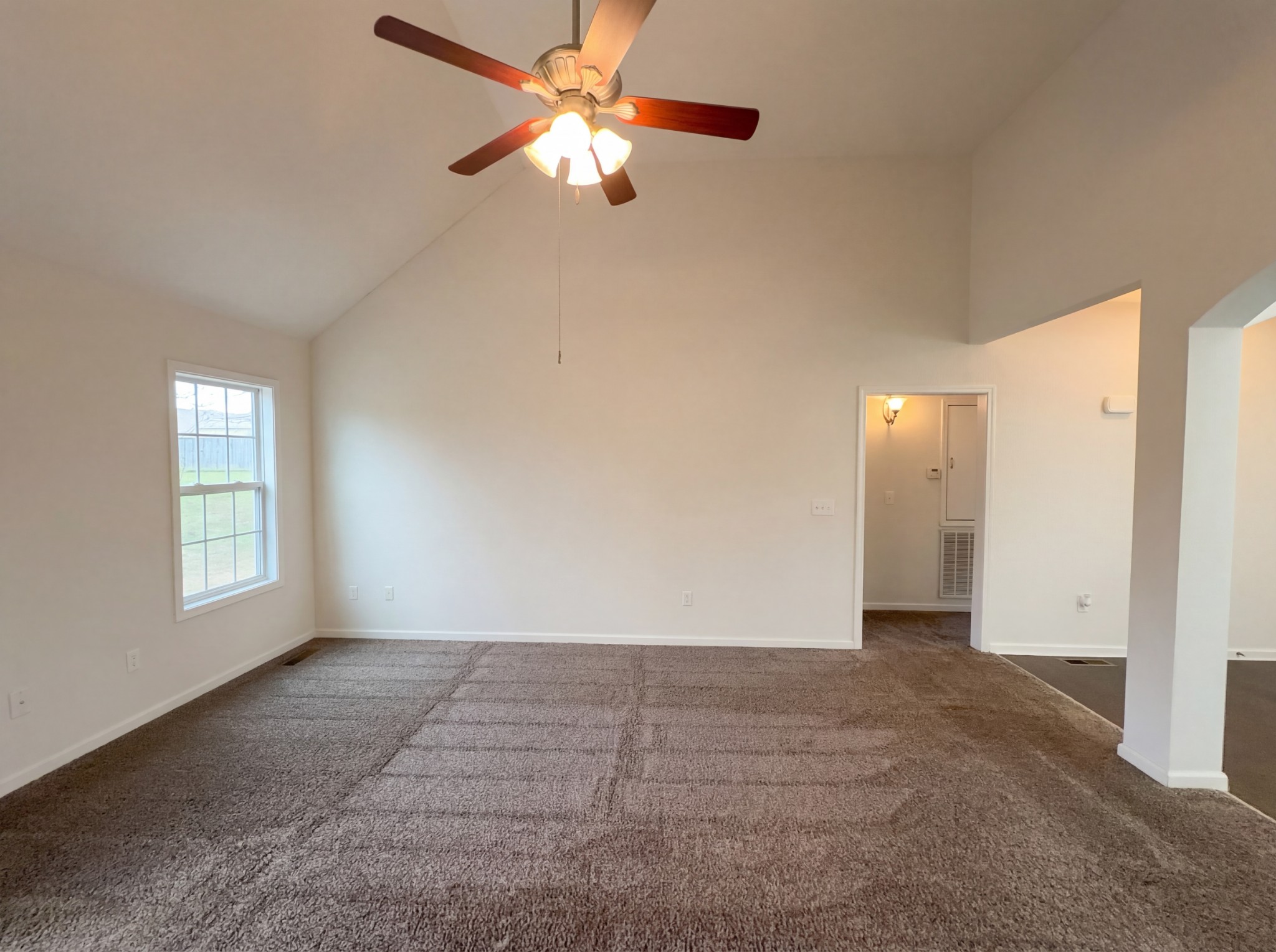 353 Chestnut Grove Ct